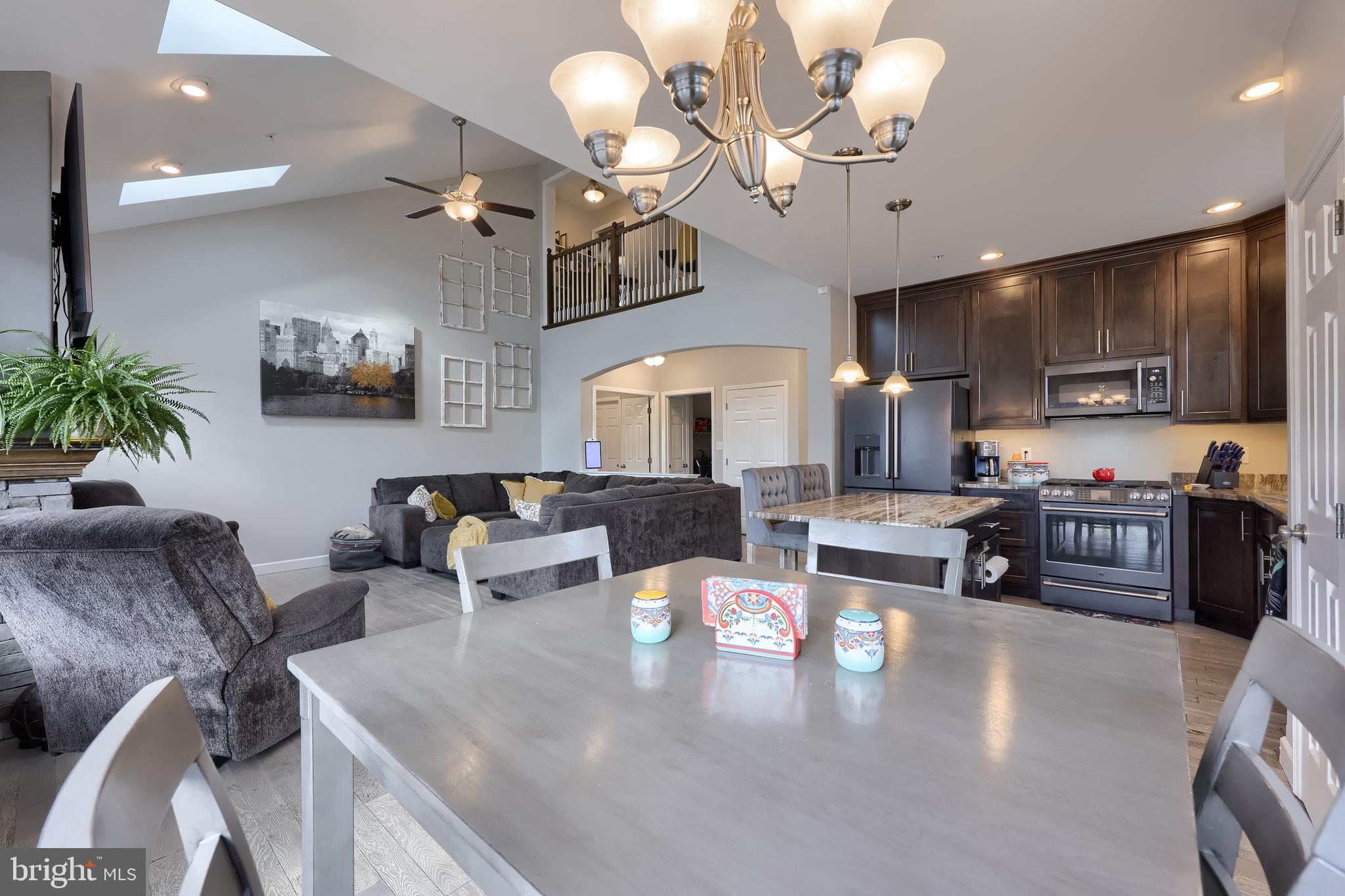 SOUTHERN VILLAGE - Residential