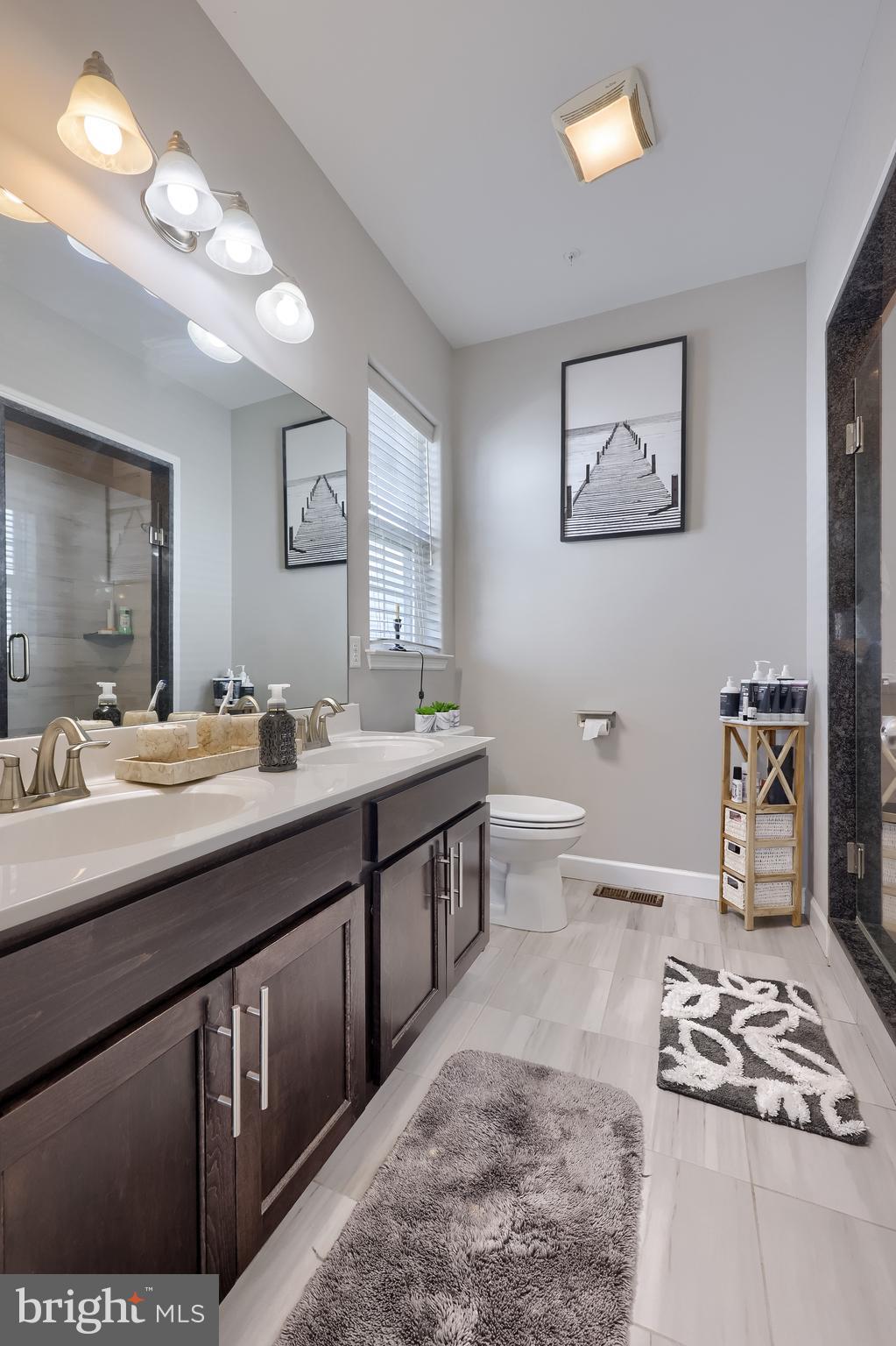 SOUTHERN VILLAGE - Residential