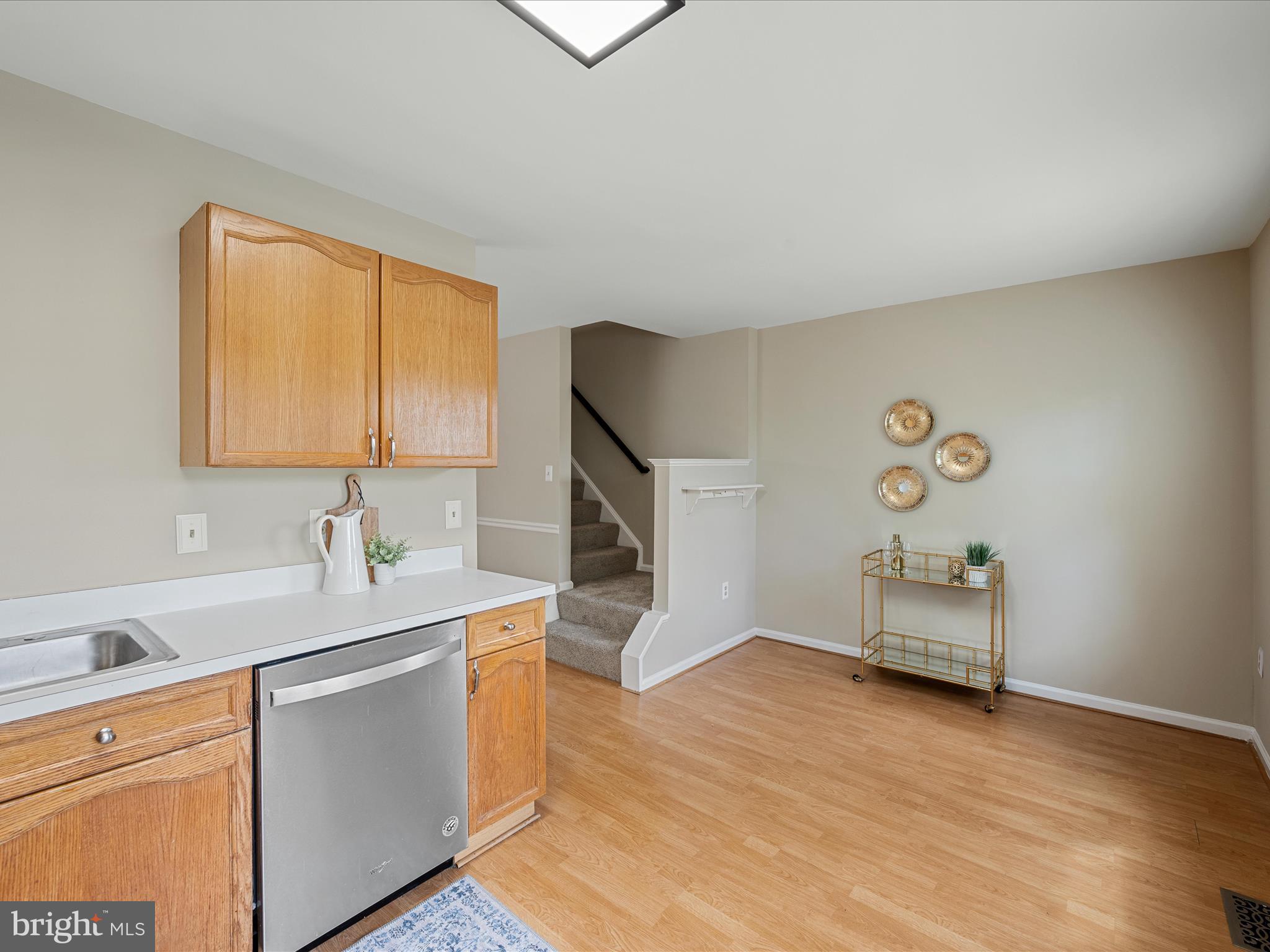 ASHBURN VILLAGE - Residential