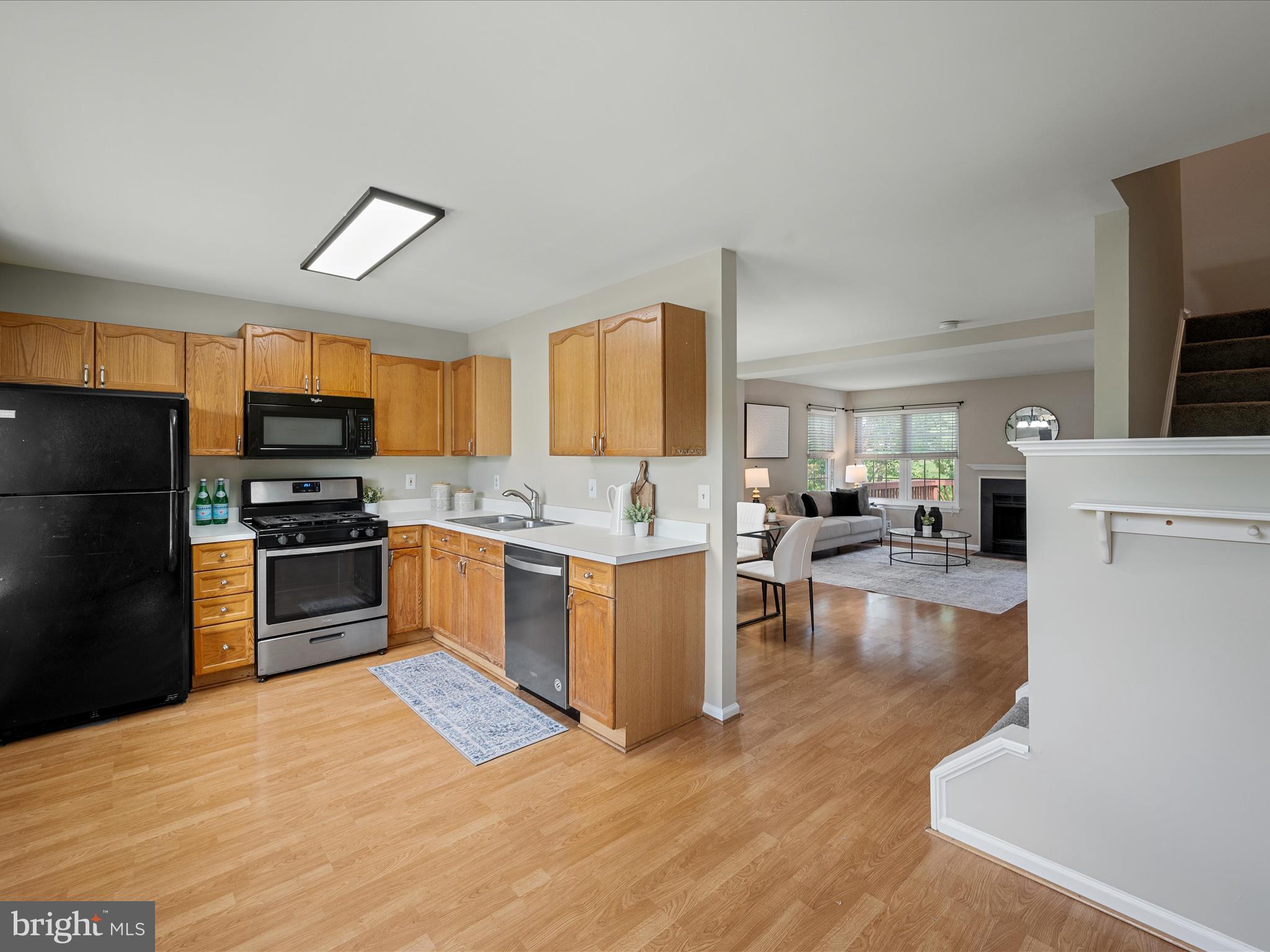 ASHBURN VILLAGE - Residential