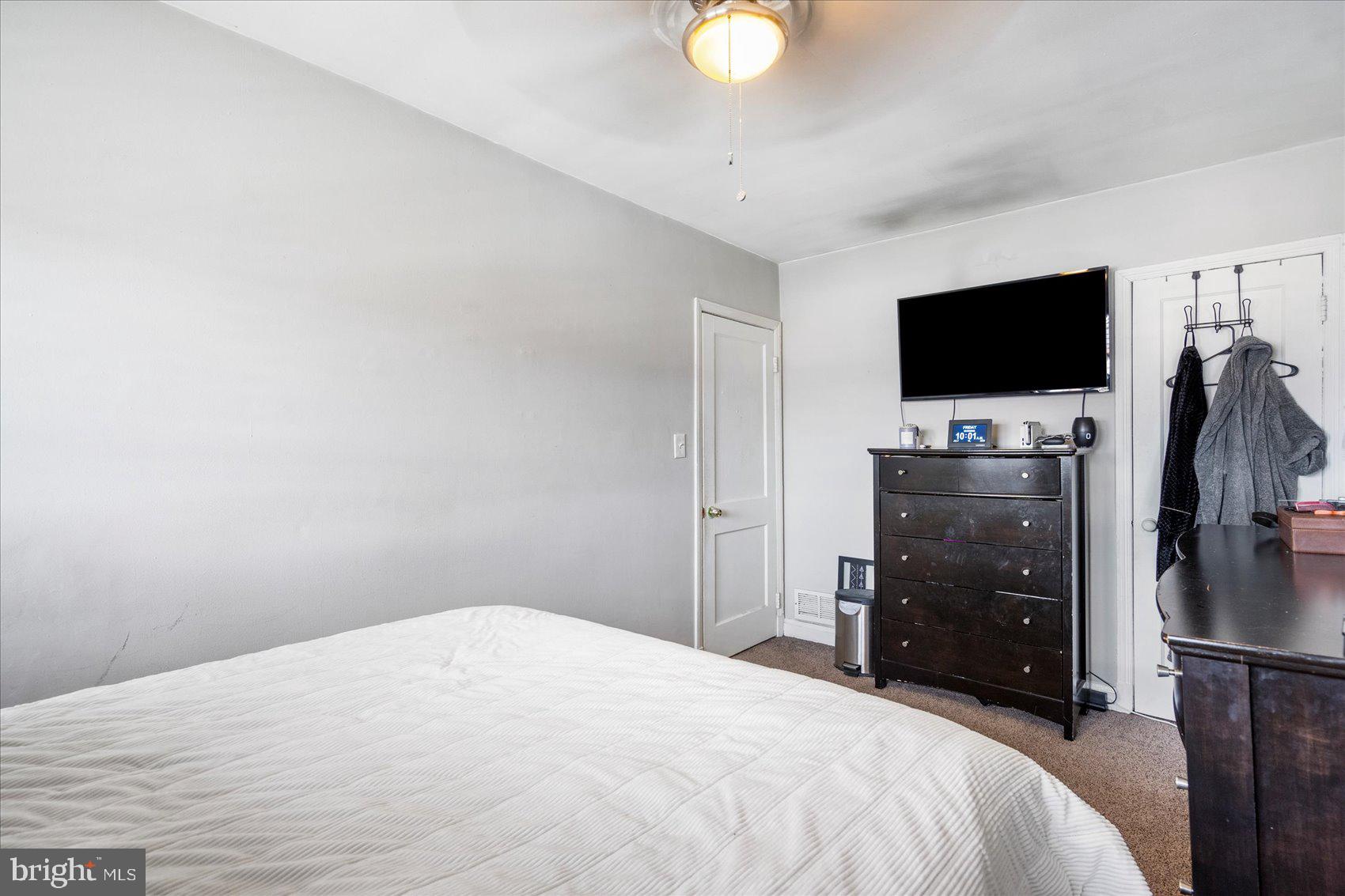 MIDDLESEX - Residential