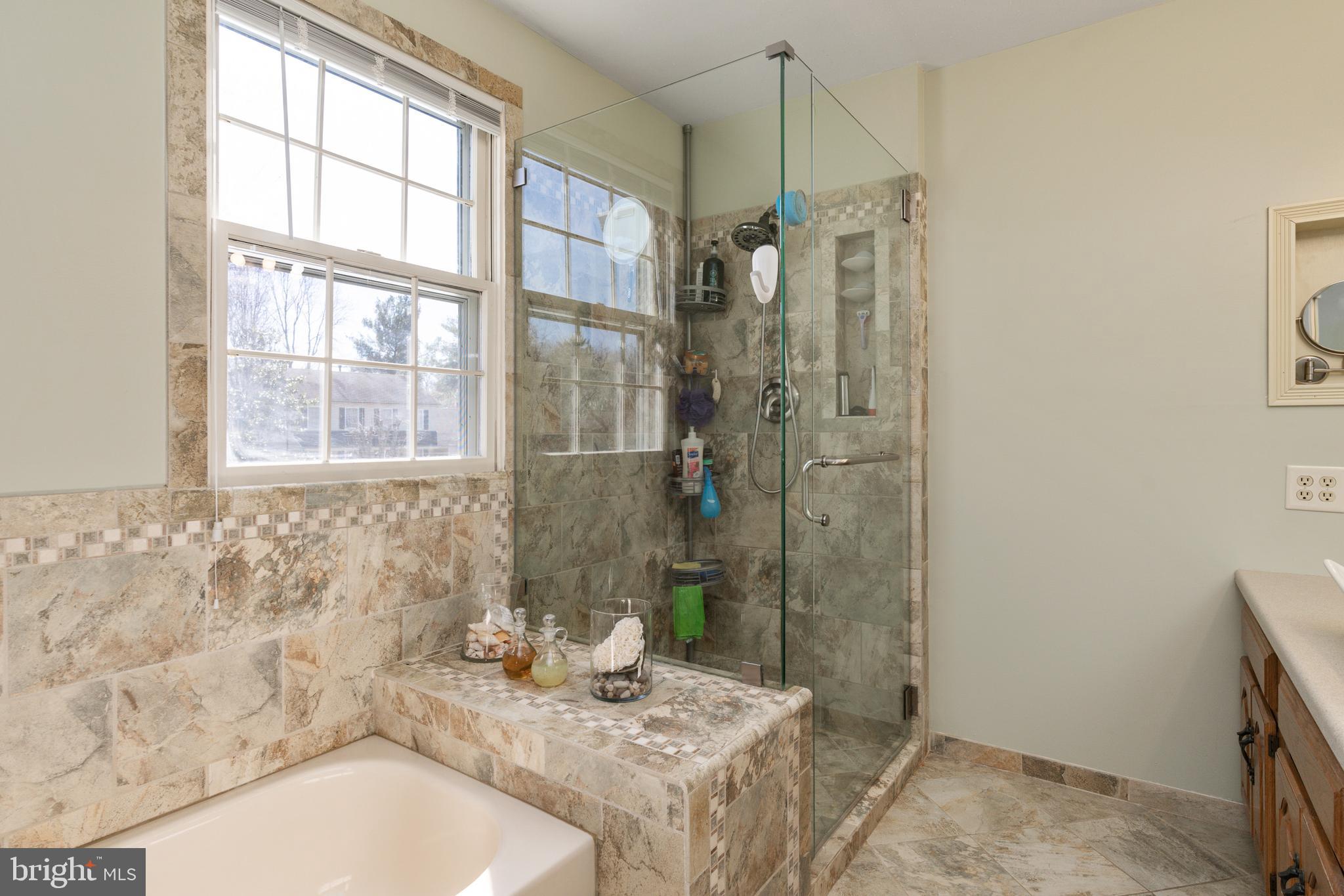 LEAVELLS CROSSING - Residential