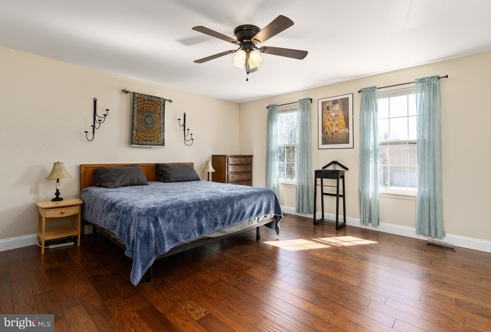 LEAVELLS CROSSING - Residential