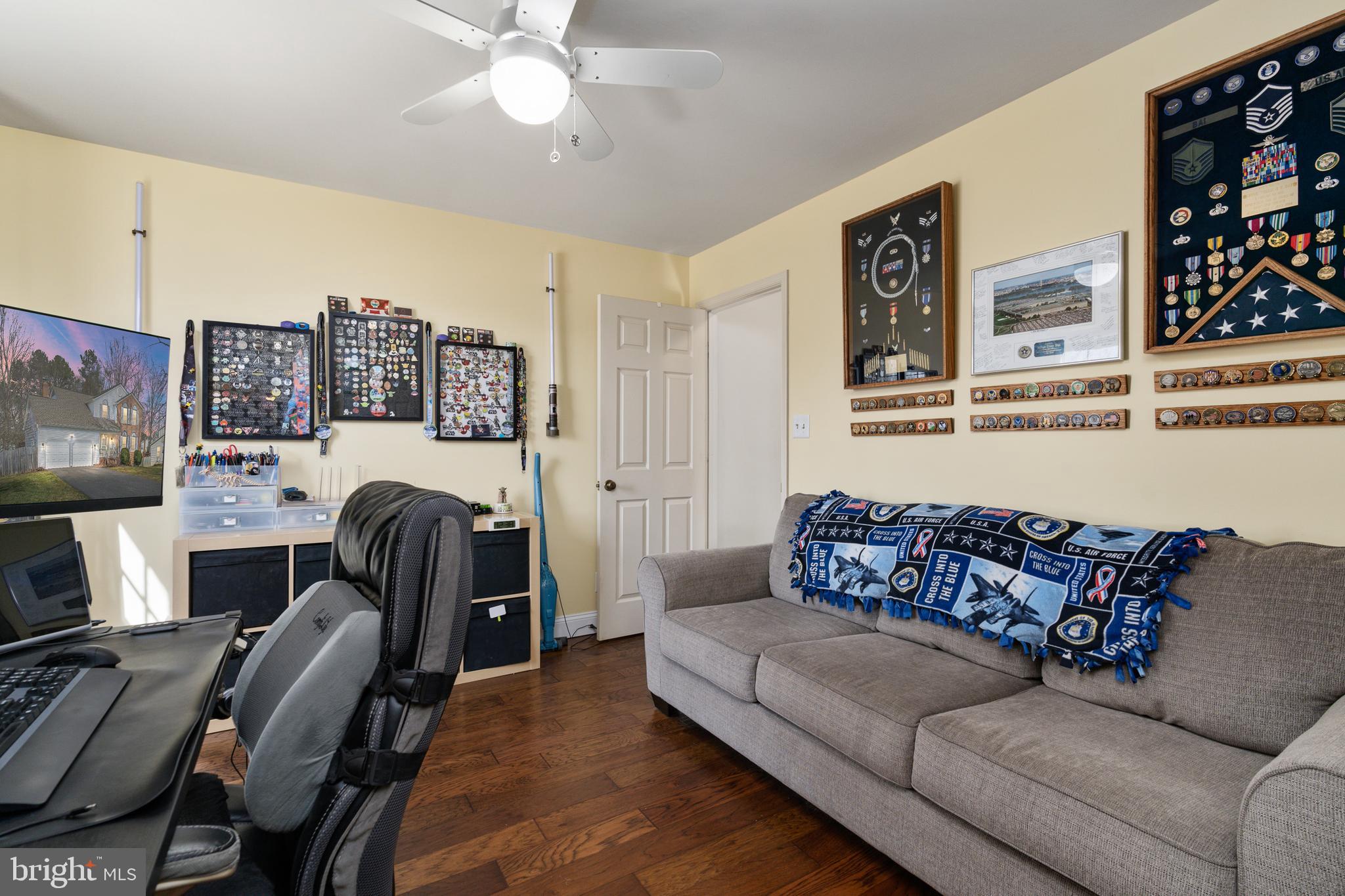 LEAVELLS CROSSING - Residential