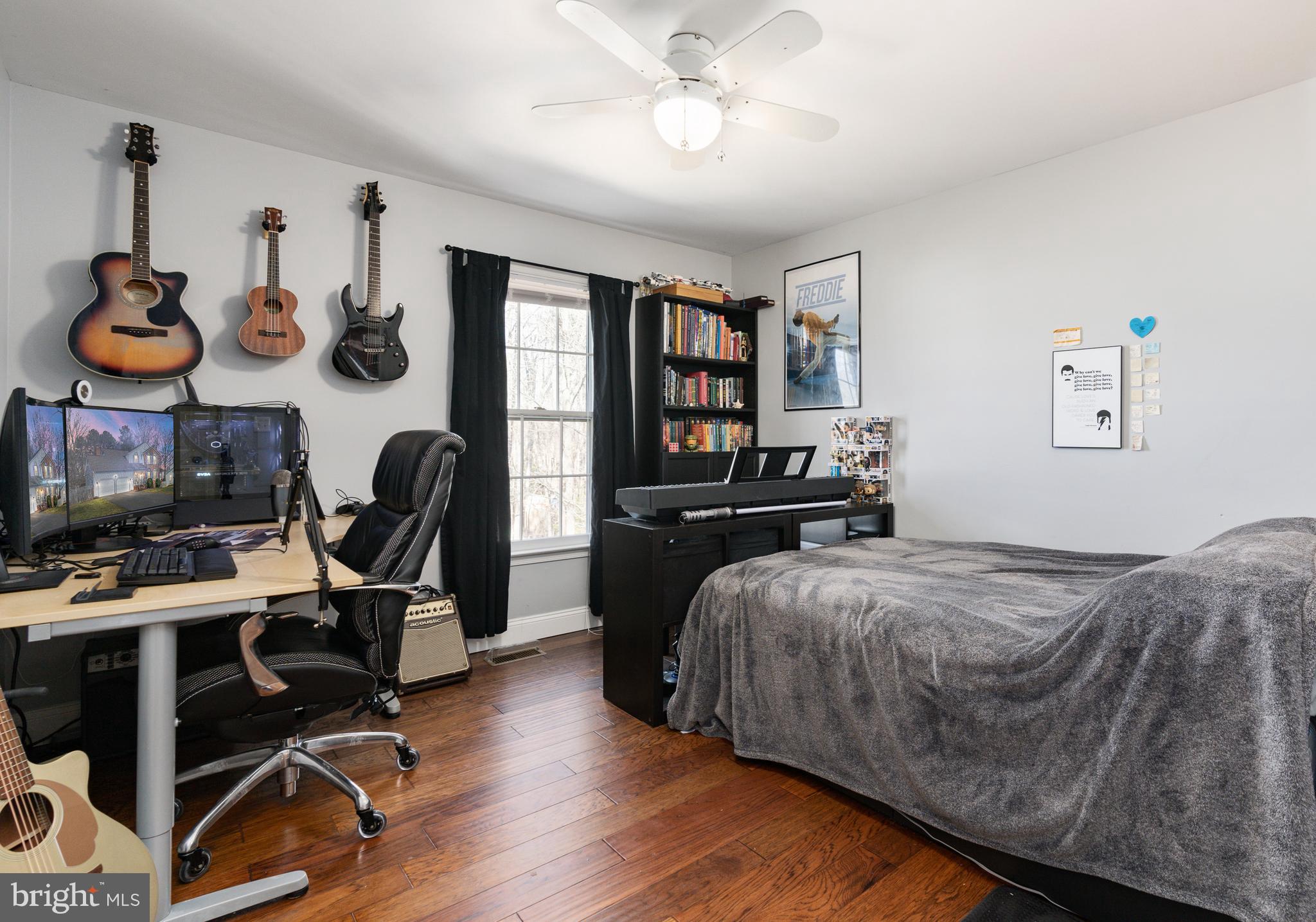 LEAVELLS CROSSING - Residential