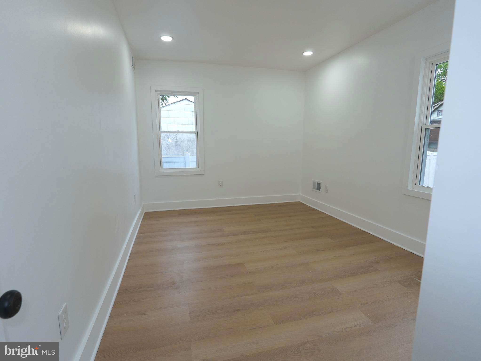 3200 CALVERT APT C / D