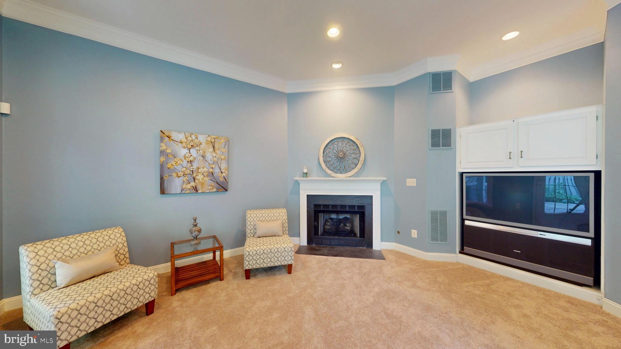 PALISADES PARK - Residential