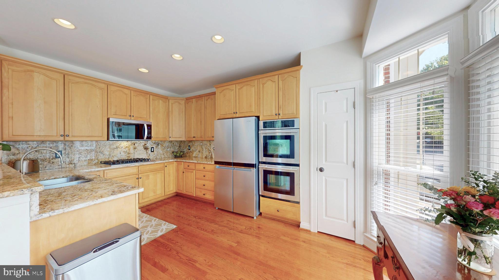 PALISADES PARK - Residential