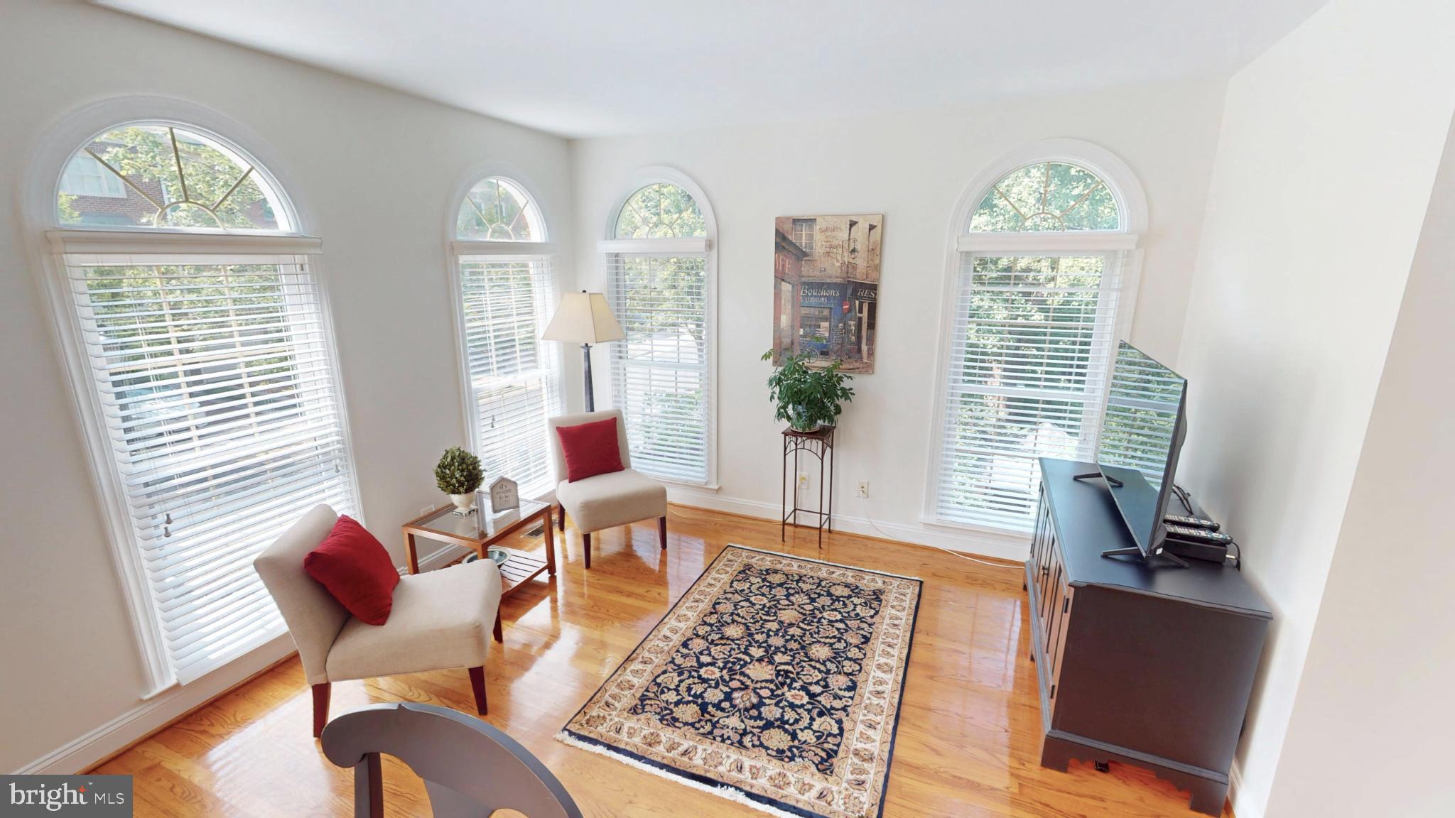 PALISADES PARK - Residential