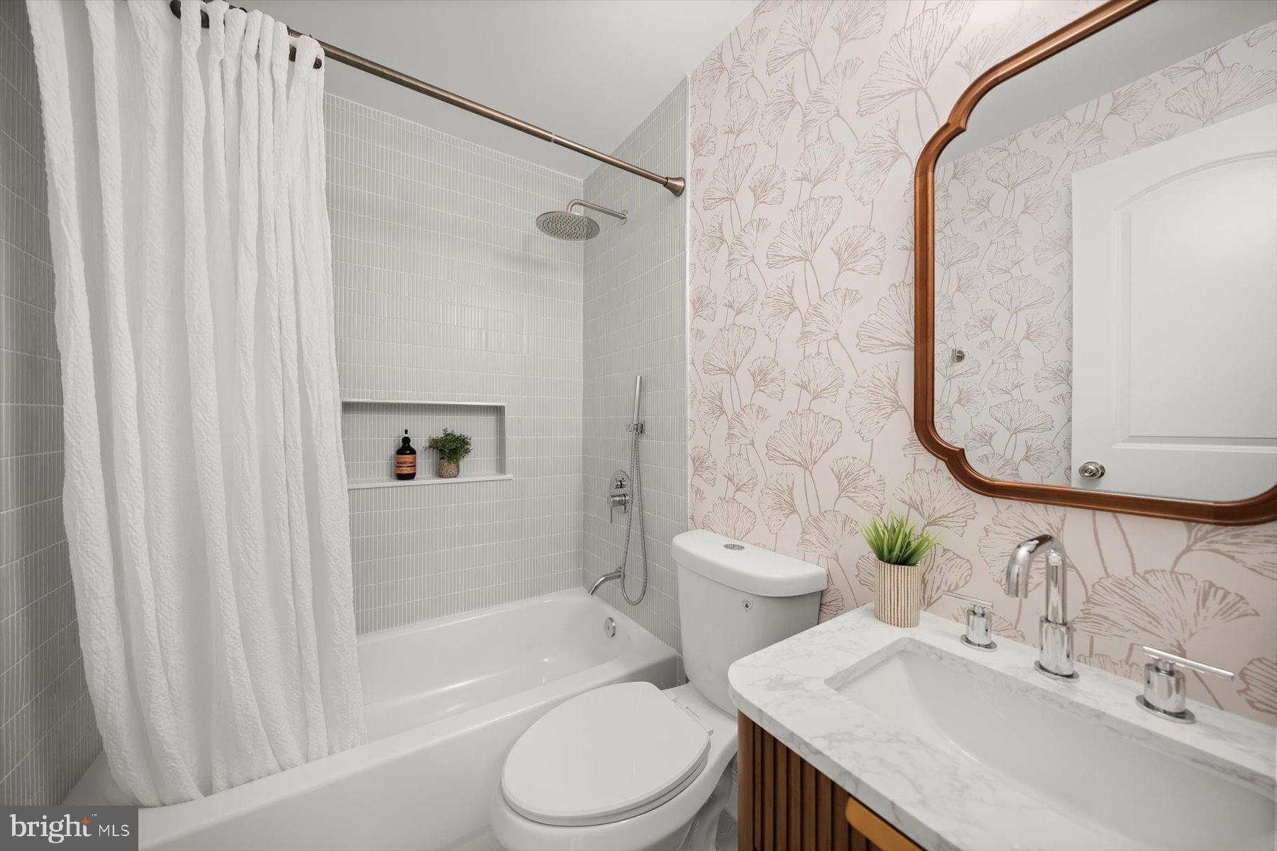 MASON TERRACE - Residential