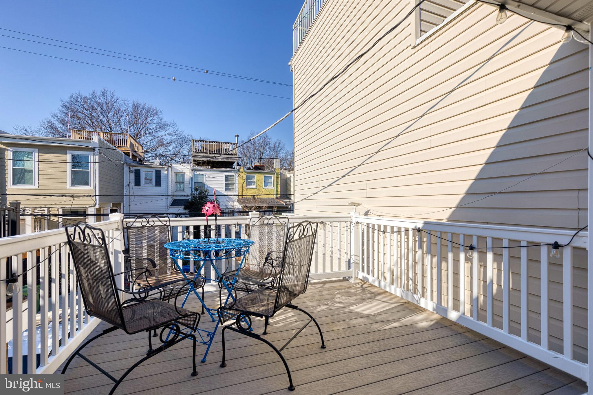 RIVERSIDE PARK - Residential