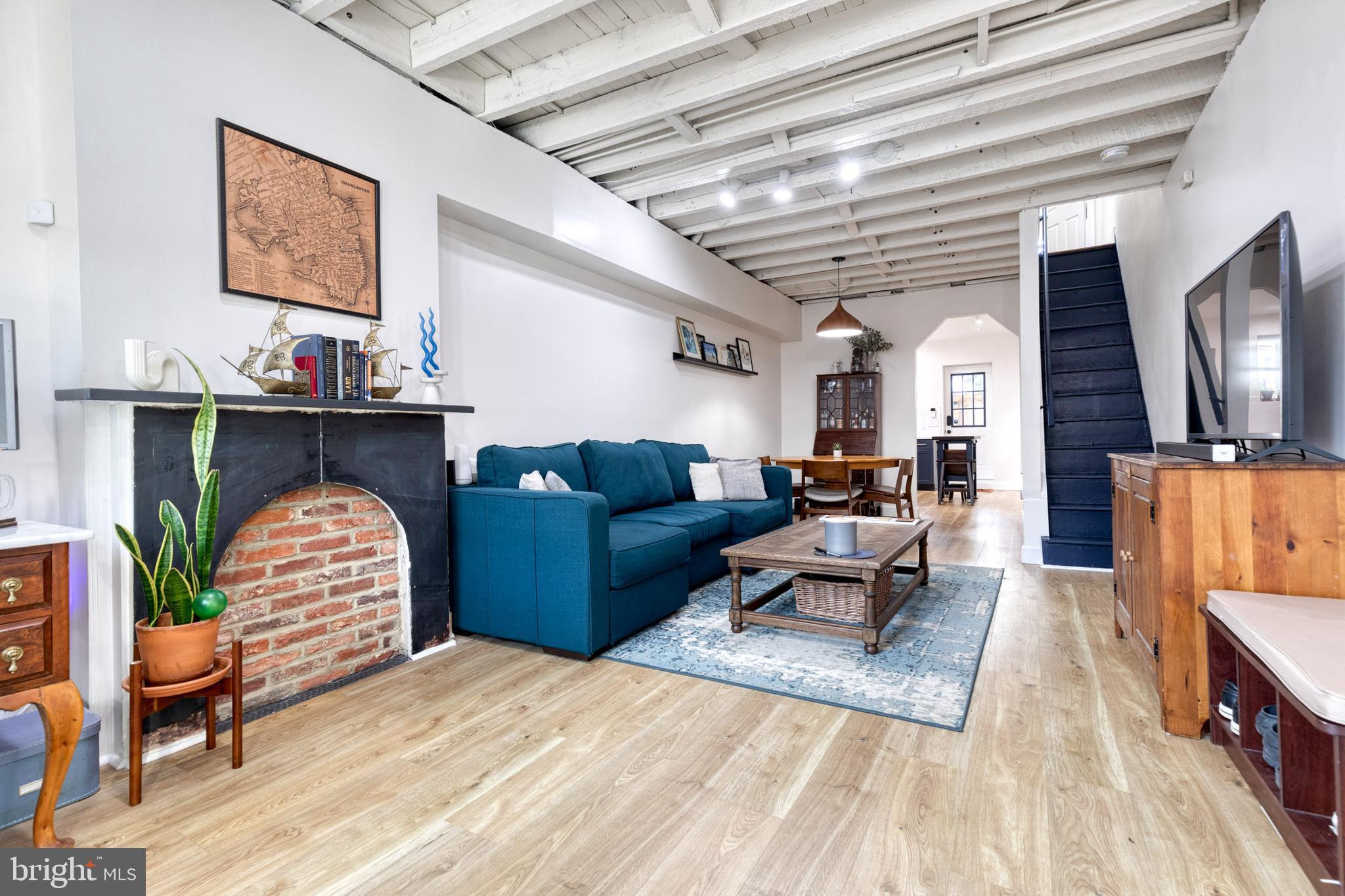 RIVERSIDE PARK - Residential