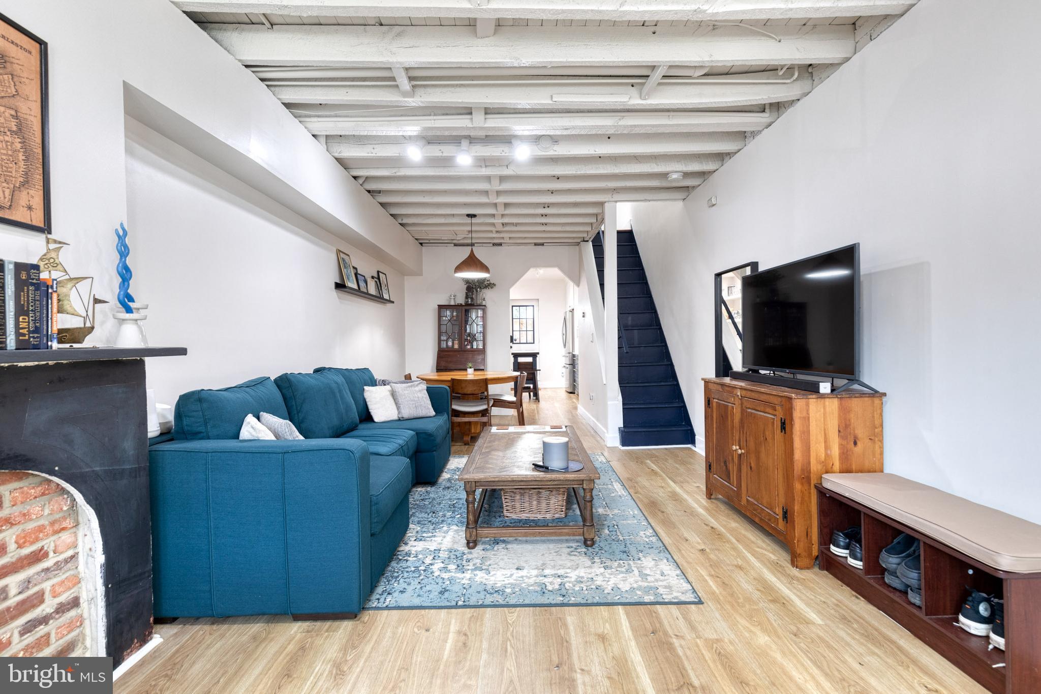 RIVERSIDE PARK - Residential