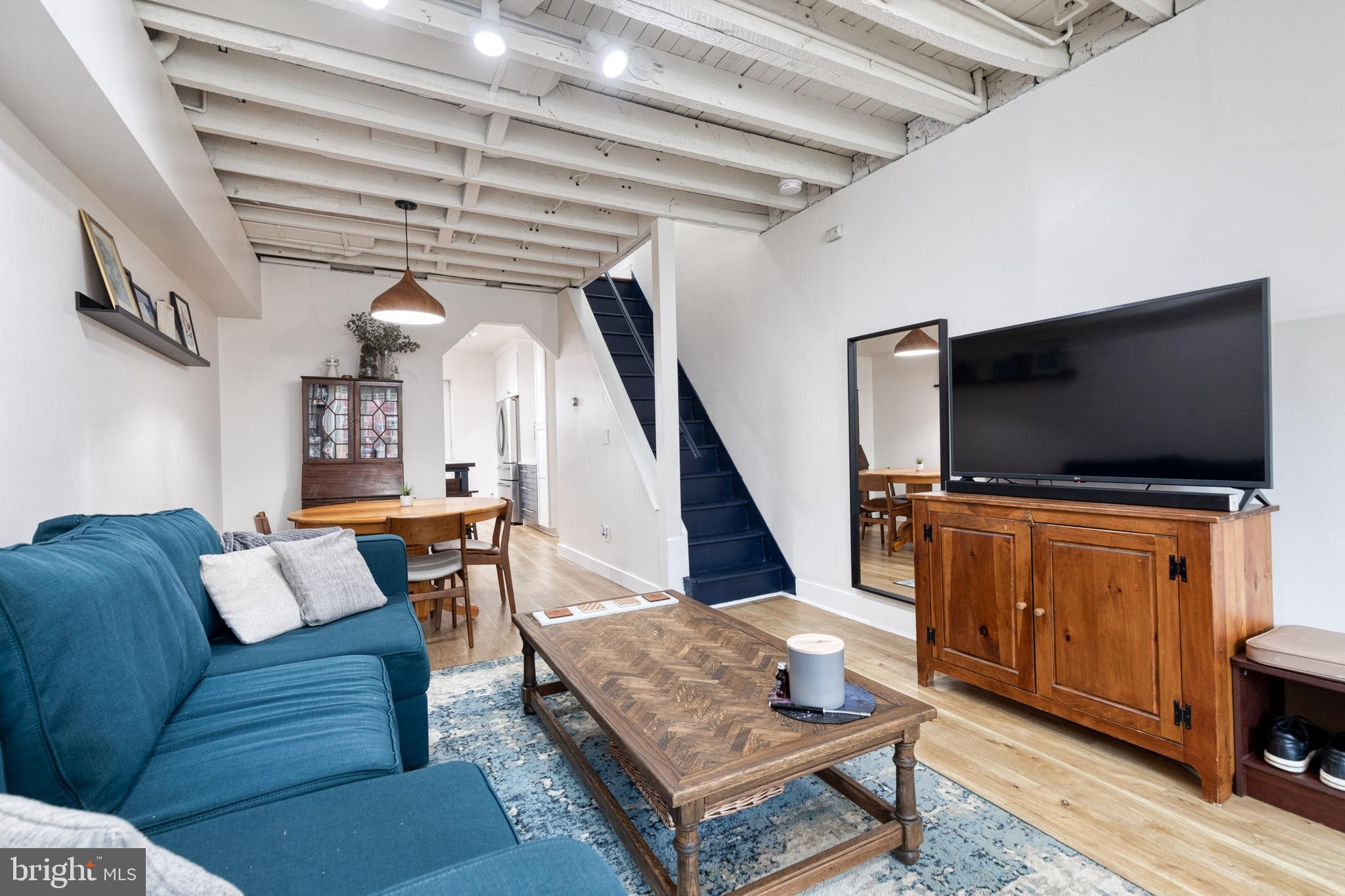 RIVERSIDE PARK - Residential