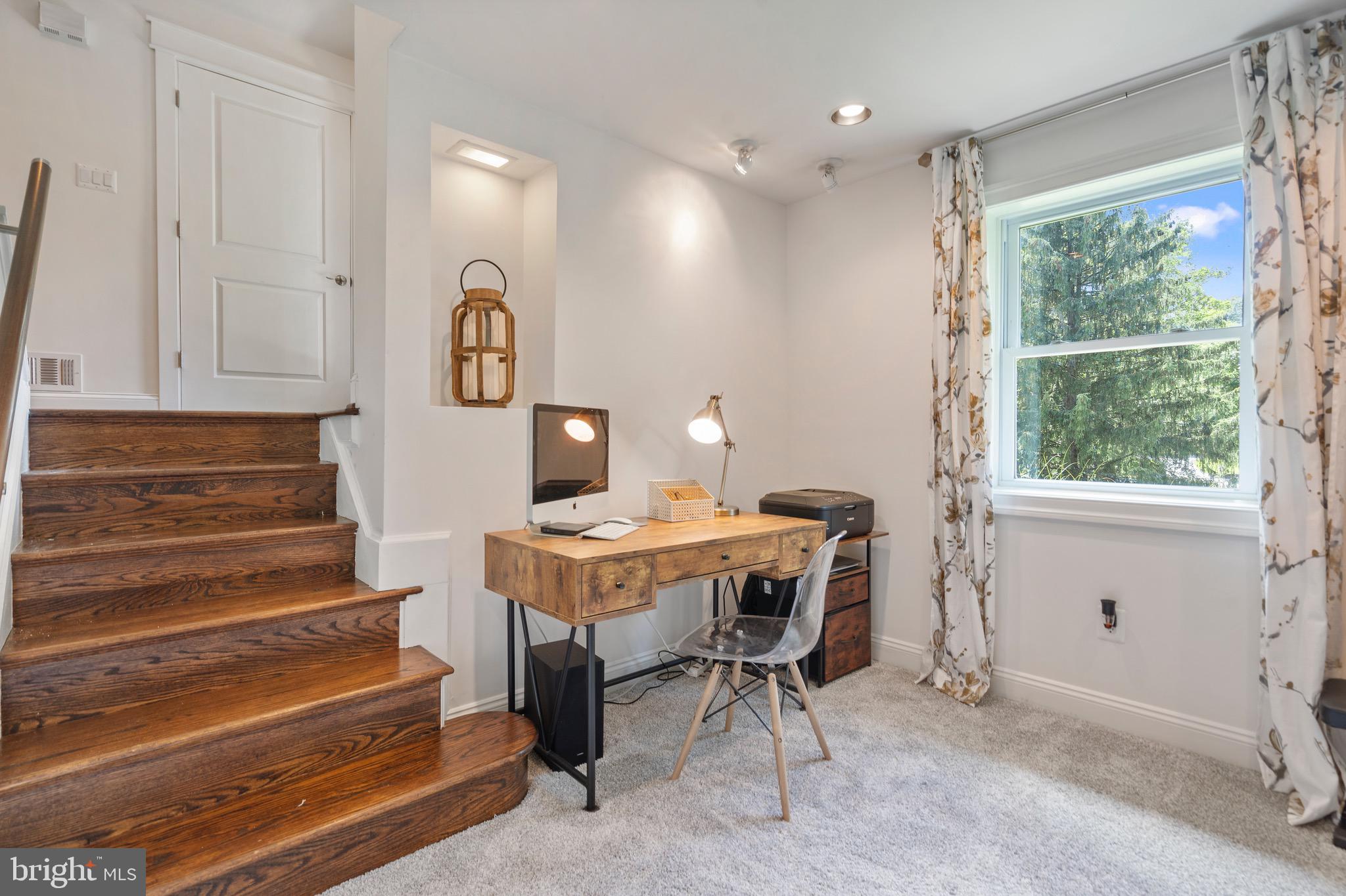 FOX HILLS - Residential