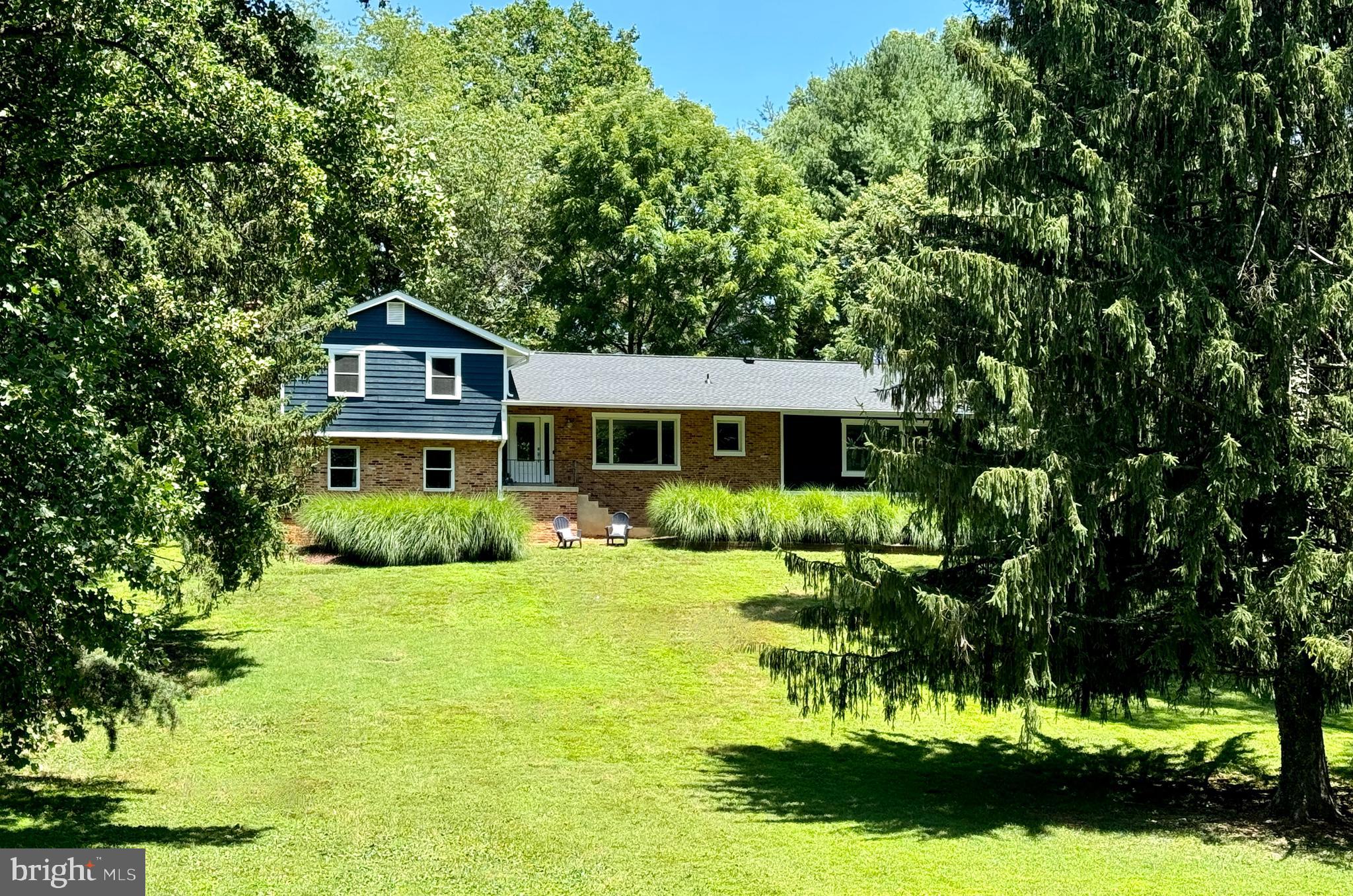 FOX HILLS - Residential