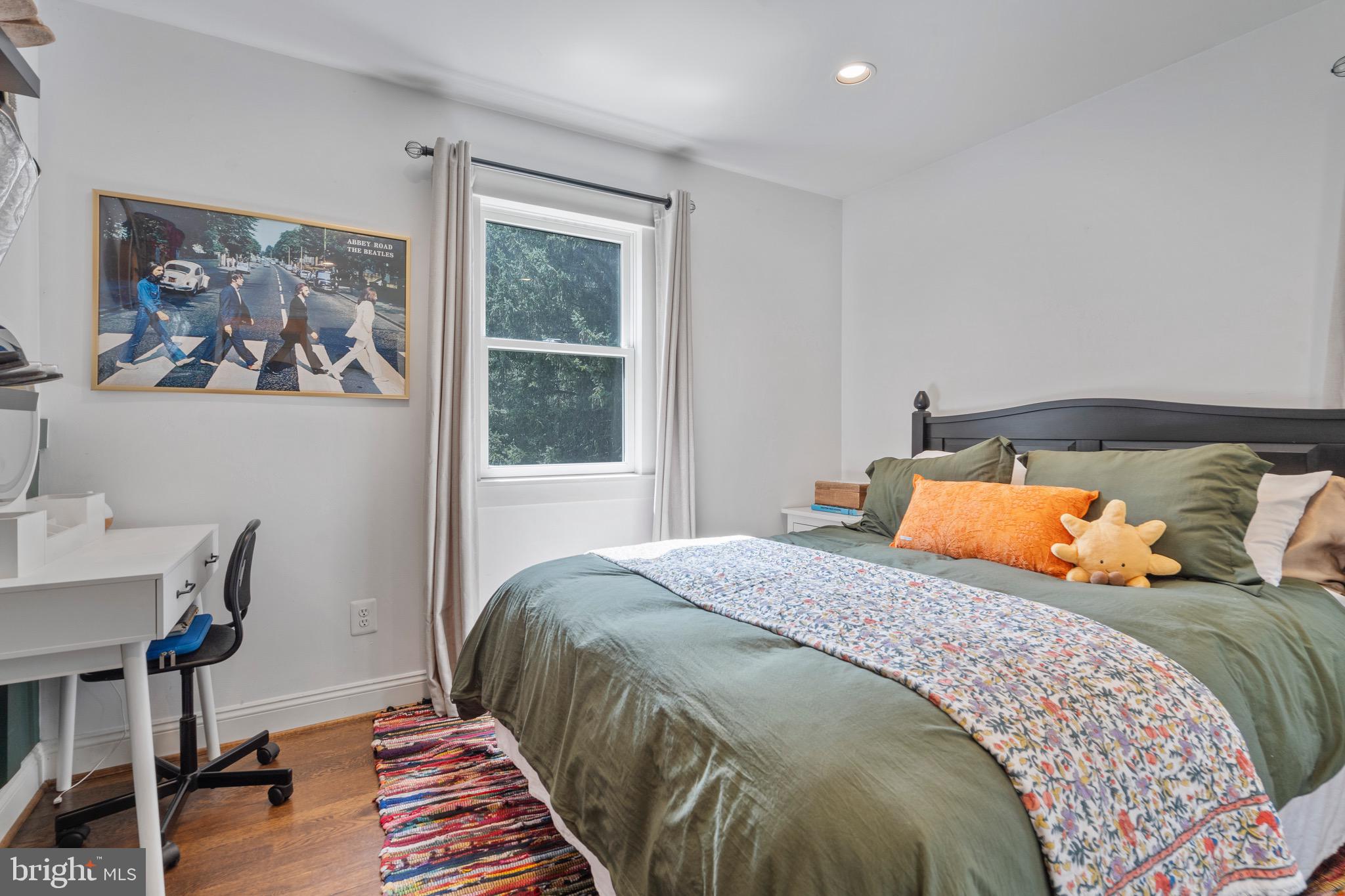 FOX HILLS - Residential