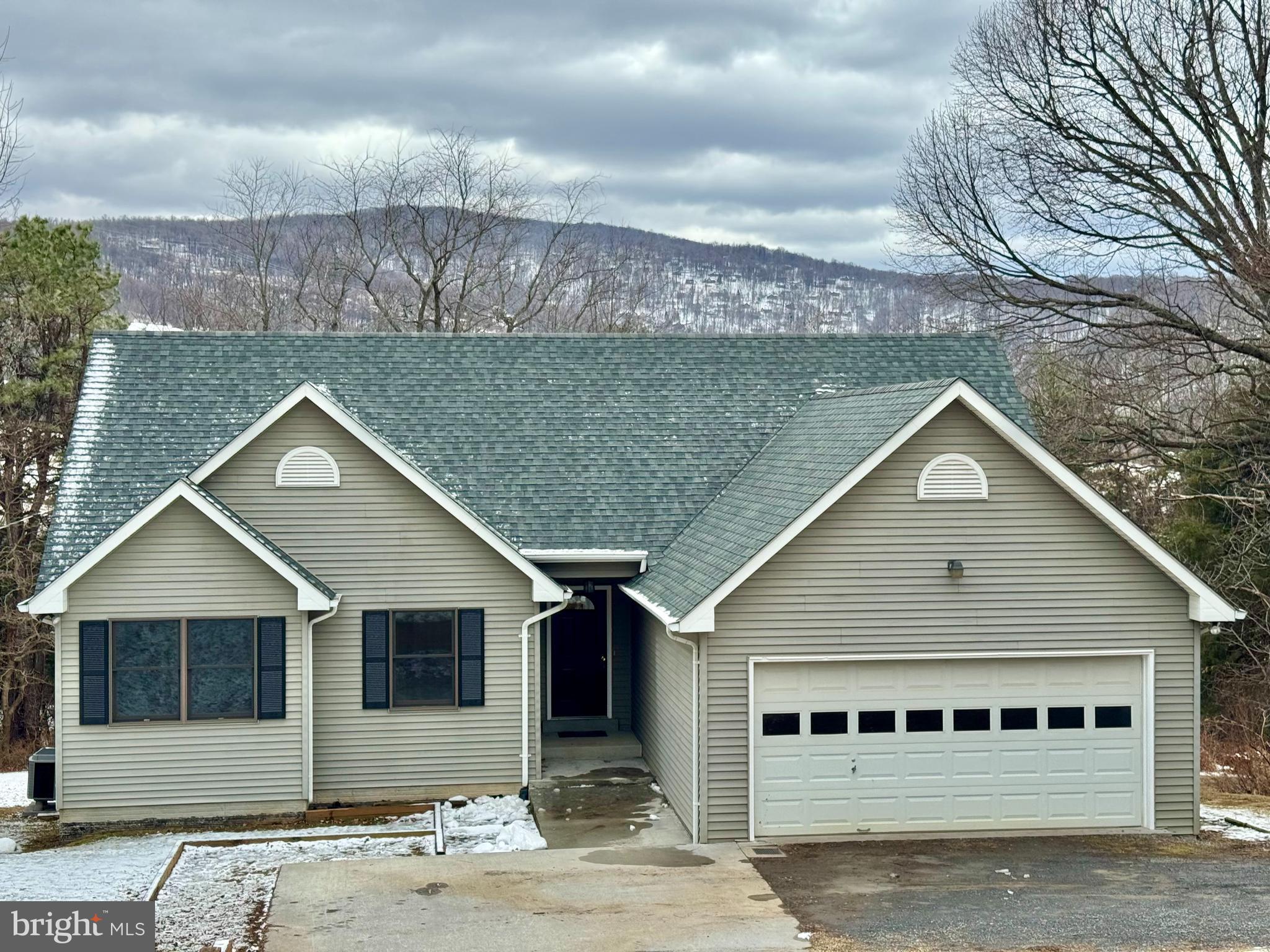 APPLE MT LAKE - Residential