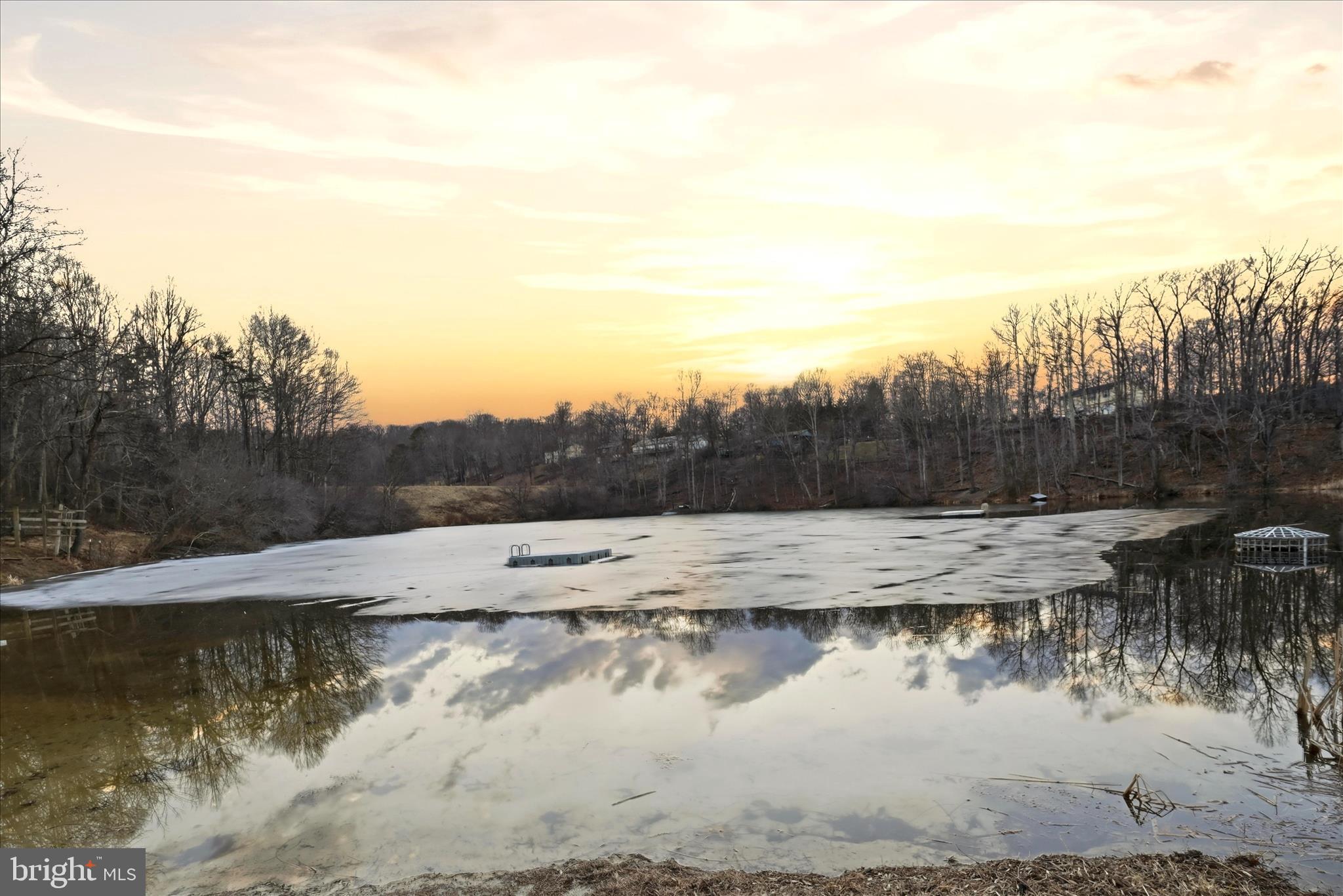 APPLE MT LAKE - Residential