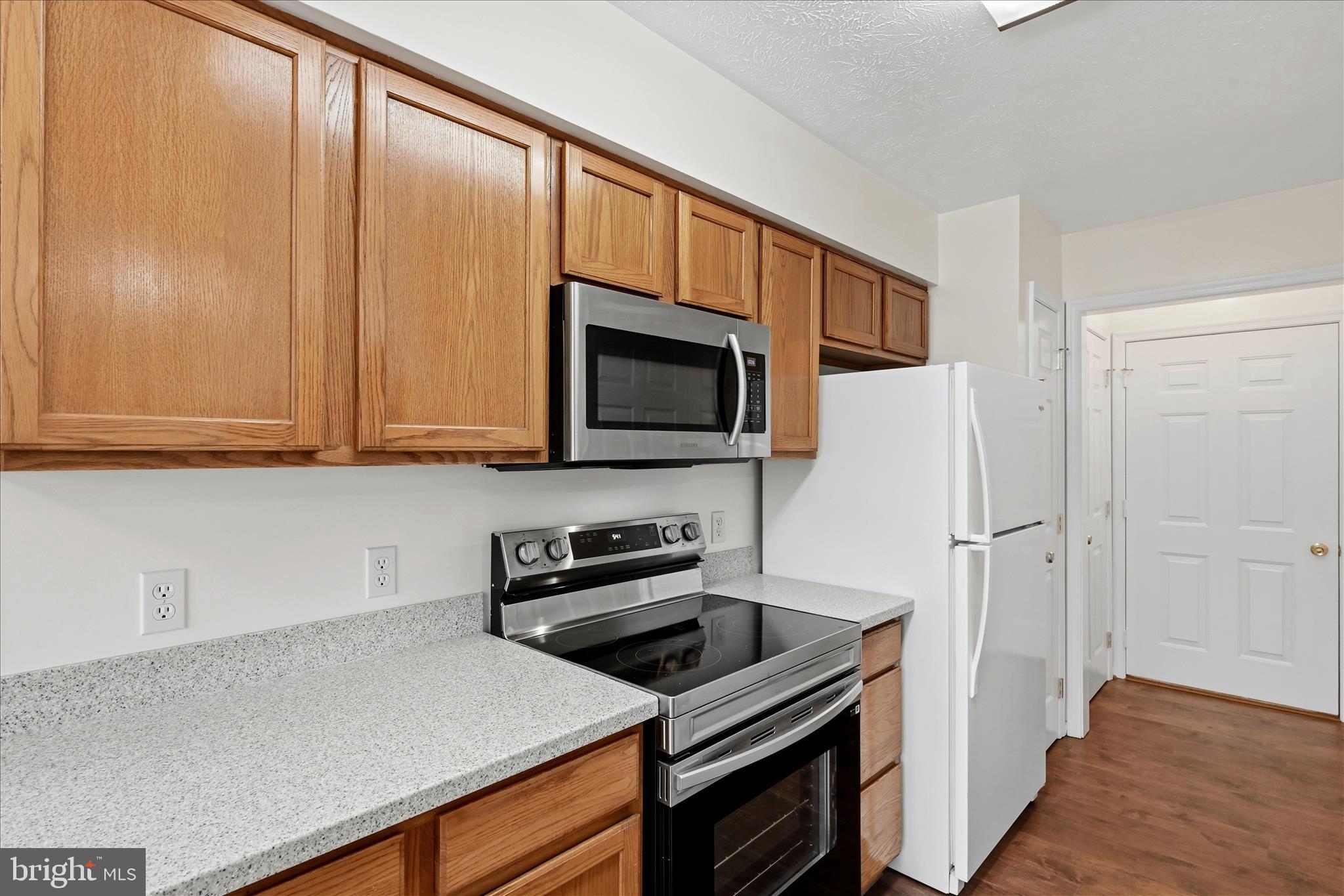 APPLE MT LAKE - Residential