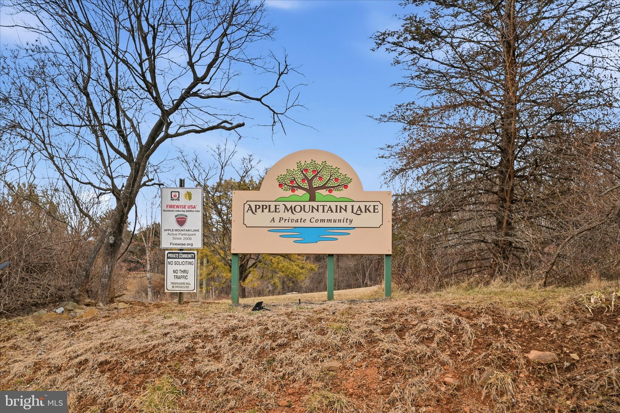 APPLE MT LAKE - Residential