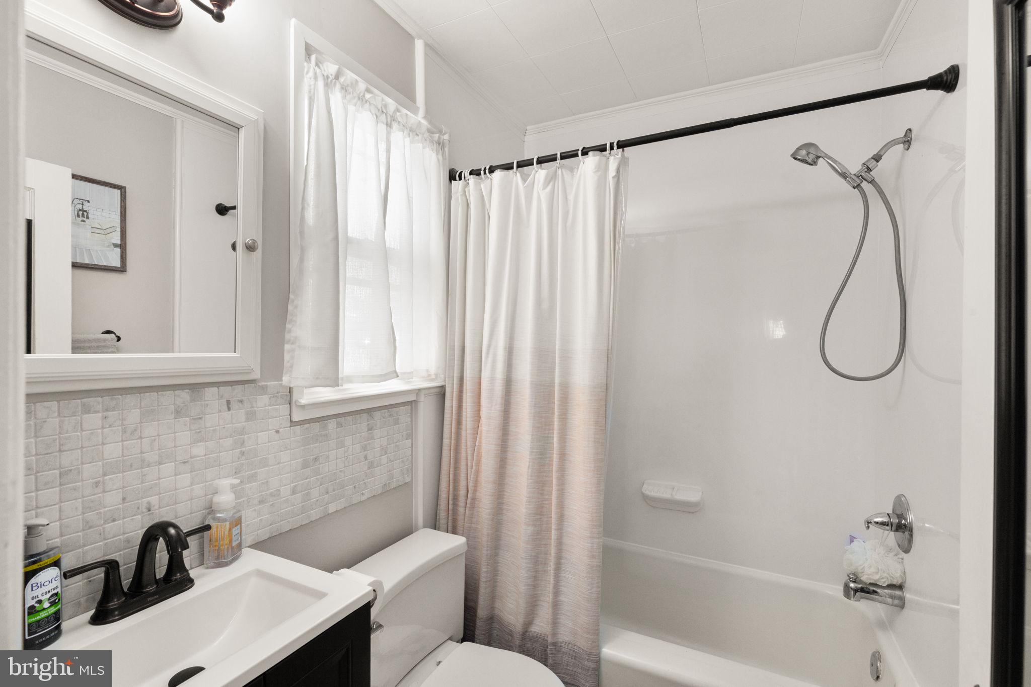 PARKVILLE SUMMIT - Residential