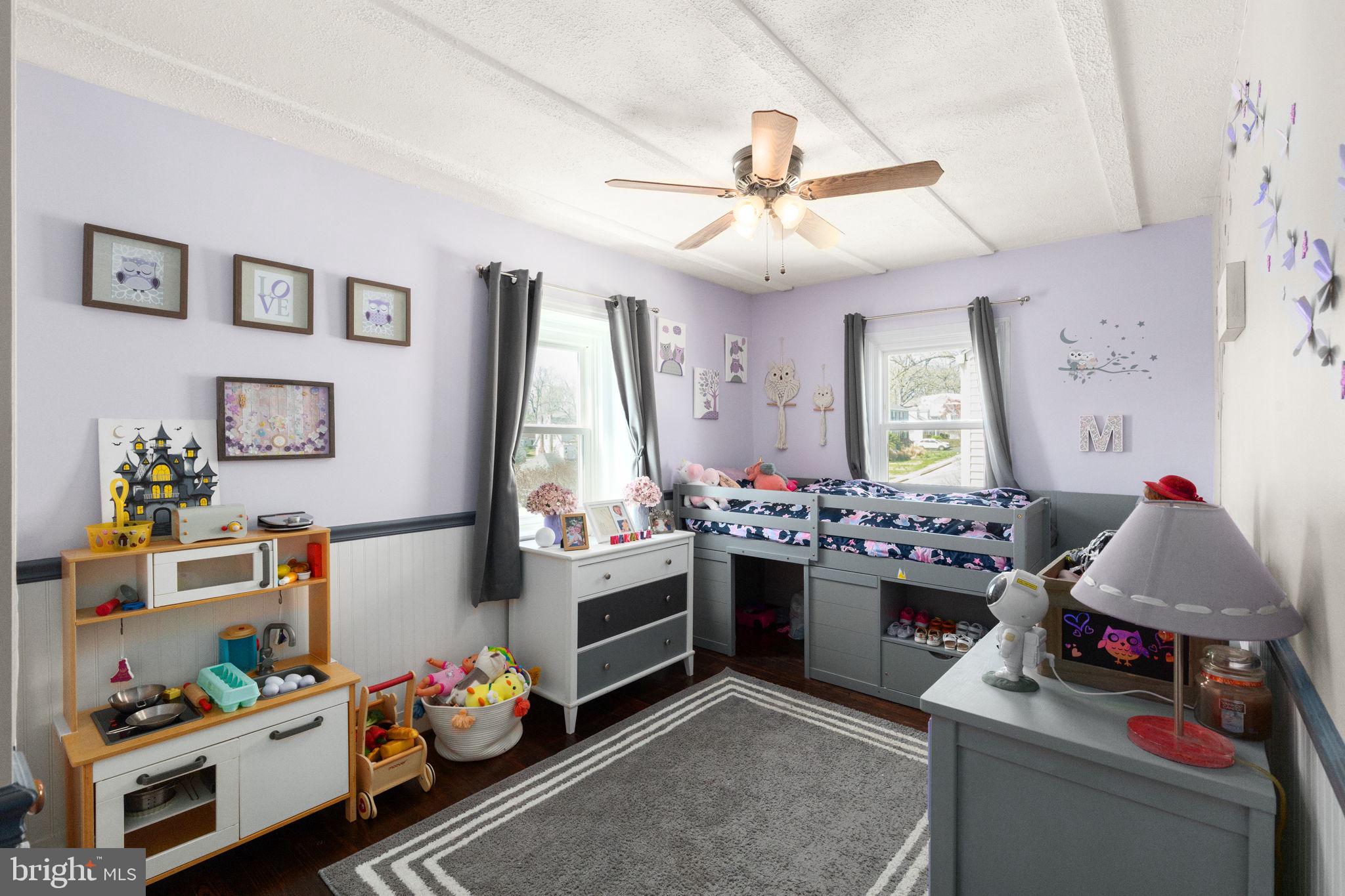 PARKVILLE SUMMIT - Residential