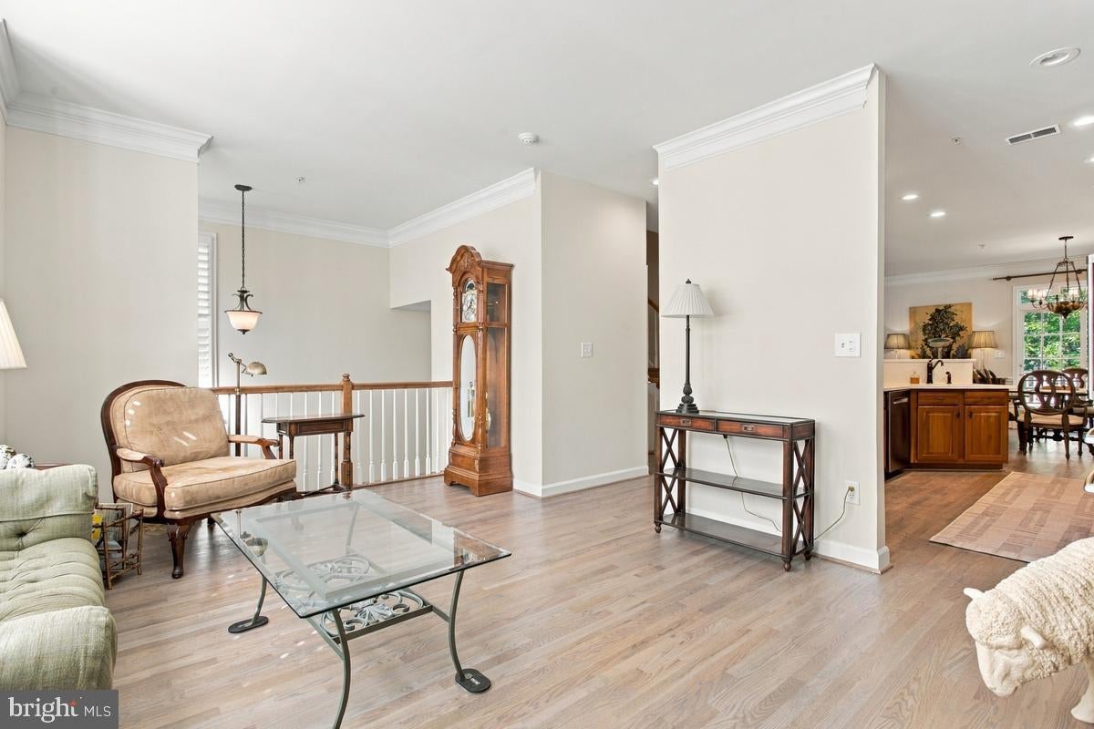 457 PENWOOD DRIVE