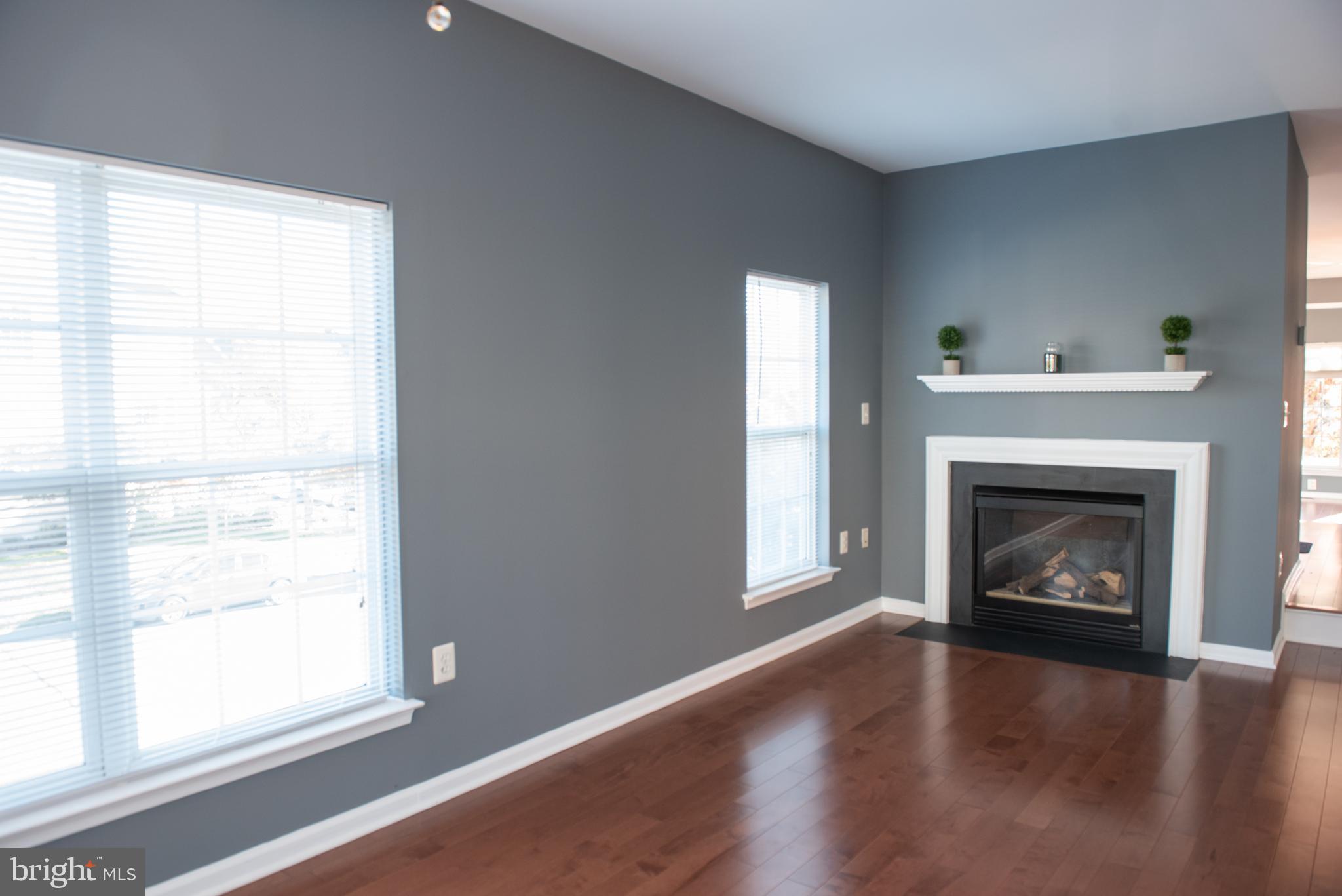 COLONNADE AT DULLES - Residential