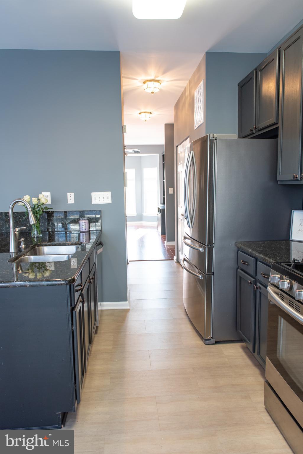 COLONNADE AT DULLES - Residential