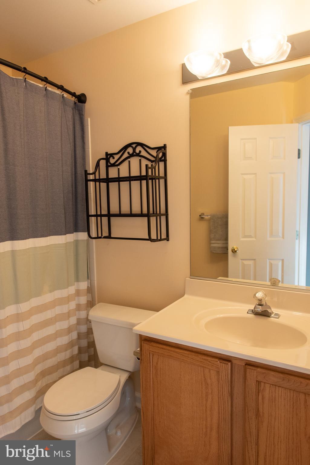 COLONNADE AT DULLES - Residential