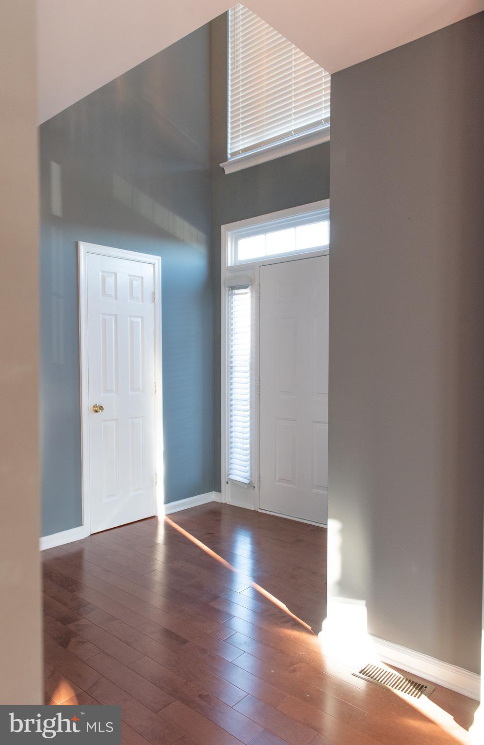 COLONNADE AT DULLES - Residential