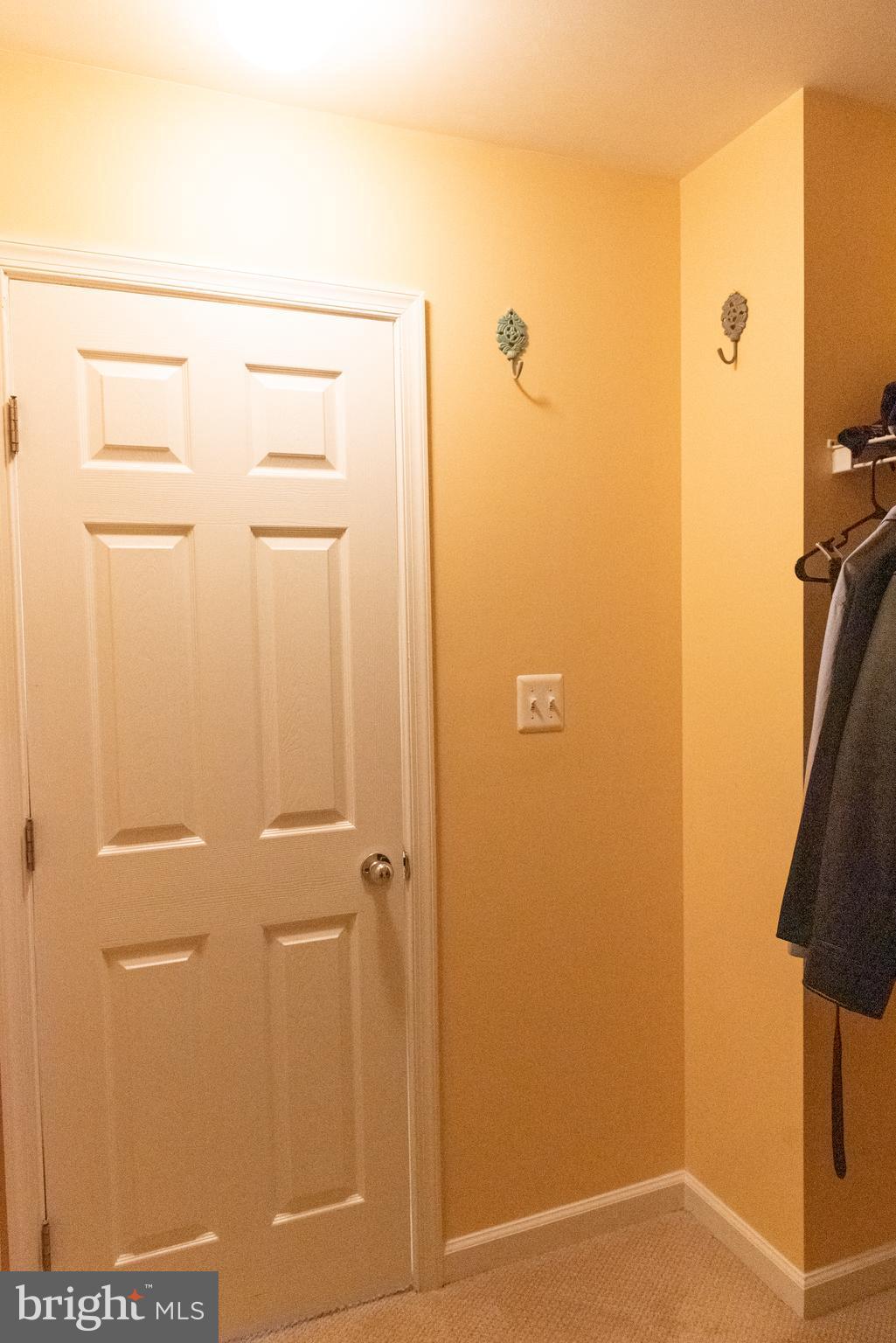 COLONNADE AT DULLES - Residential