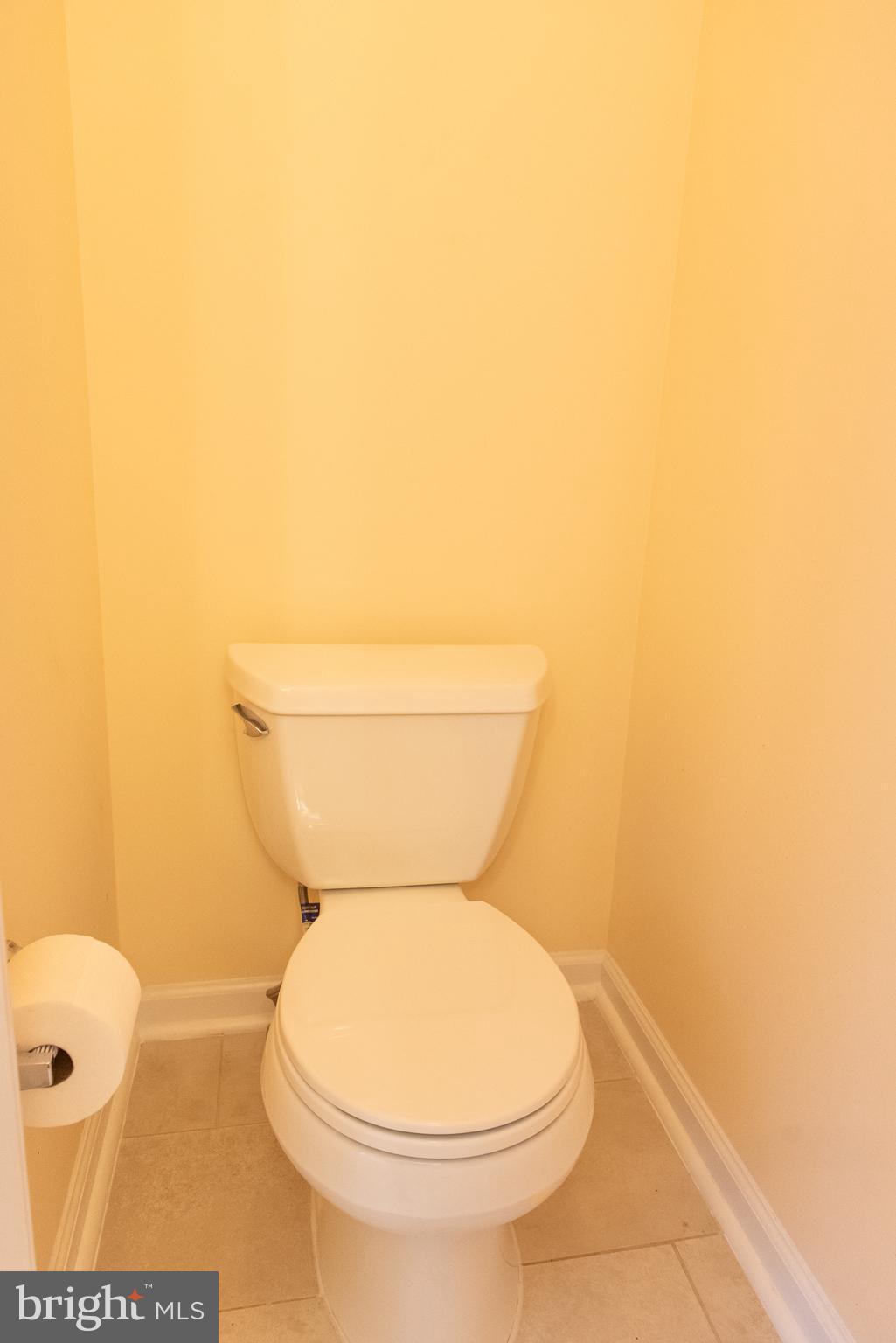 COLONNADE AT DULLES - Residential