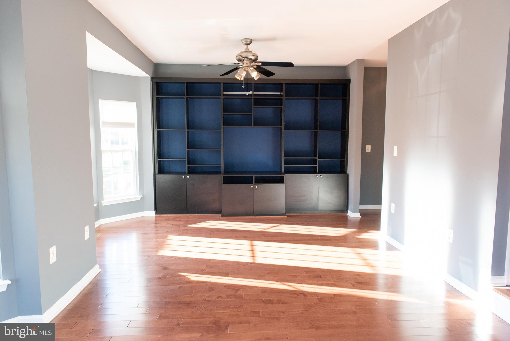 COLONNADE AT DULLES - Residential