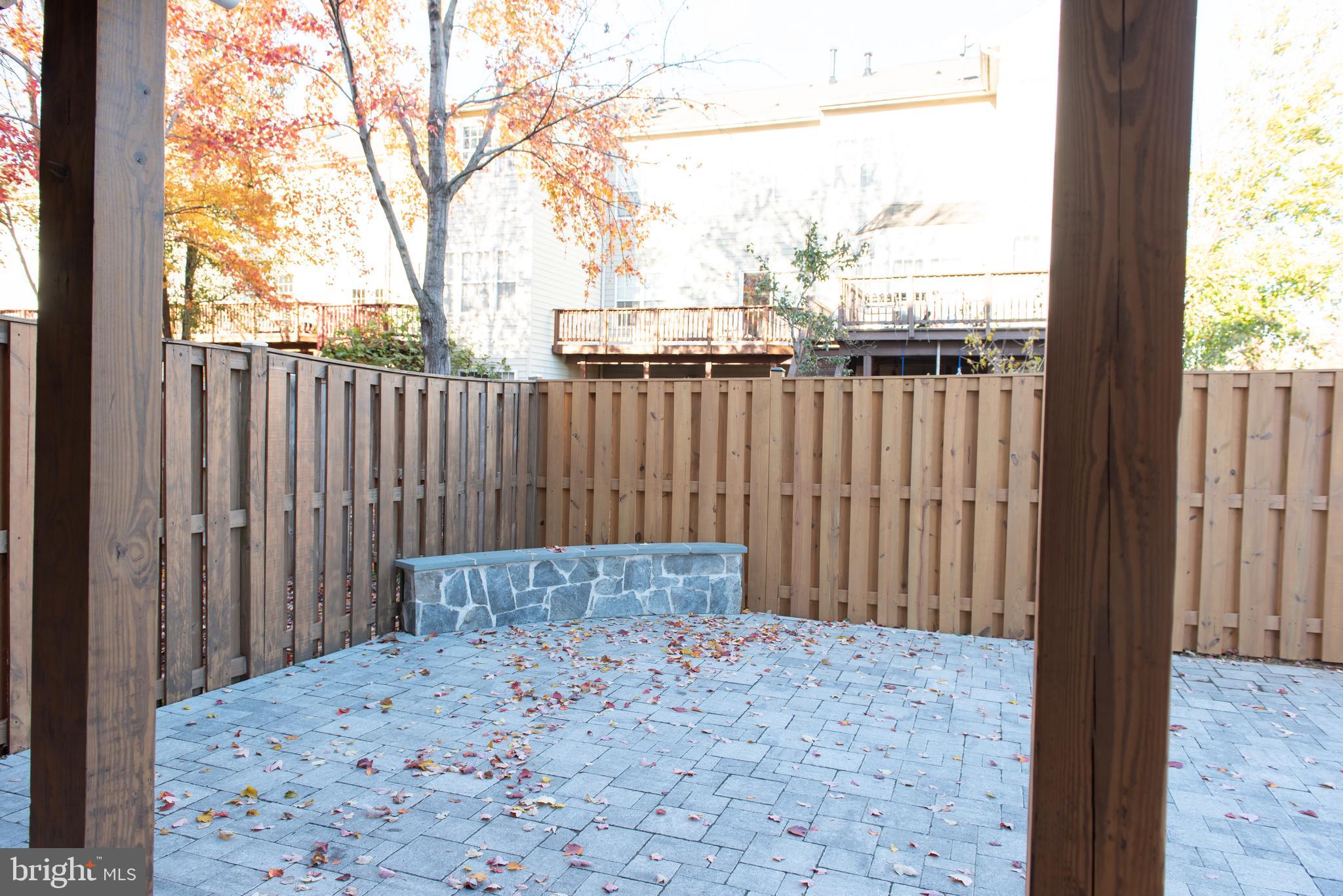 COLONNADE AT DULLES - Residential