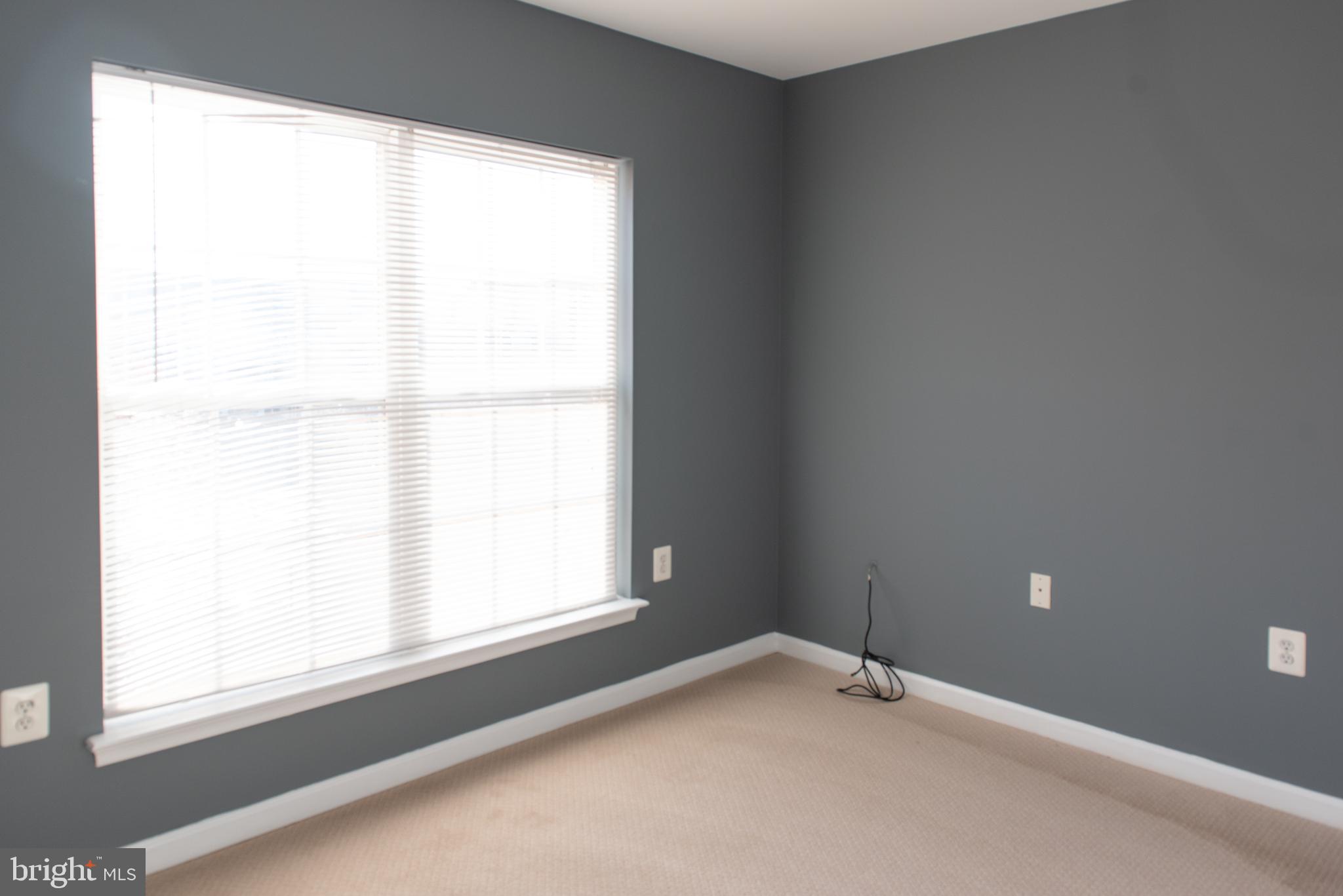 COLONNADE AT DULLES - Residential