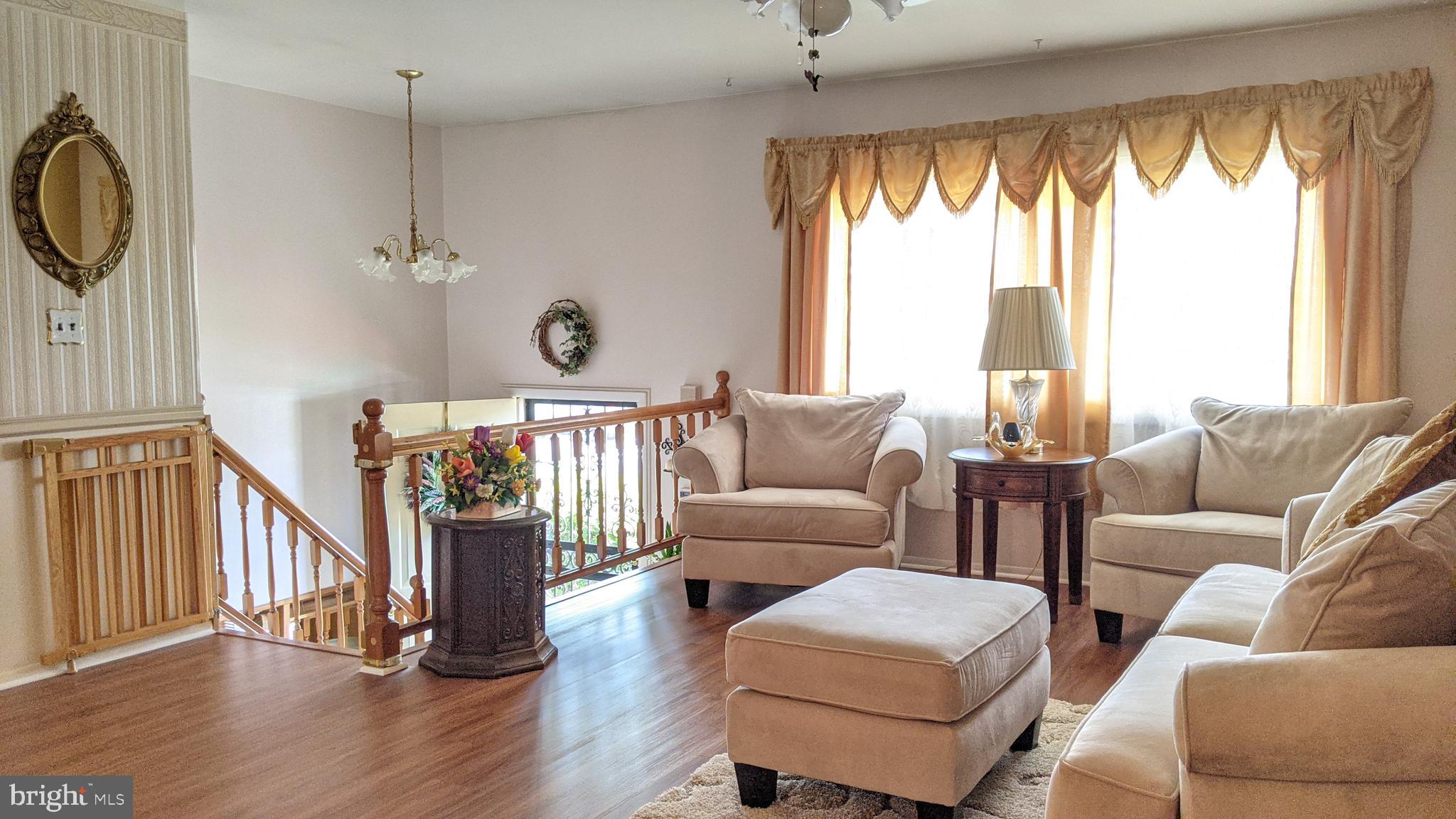 WELLINGTON - Residential