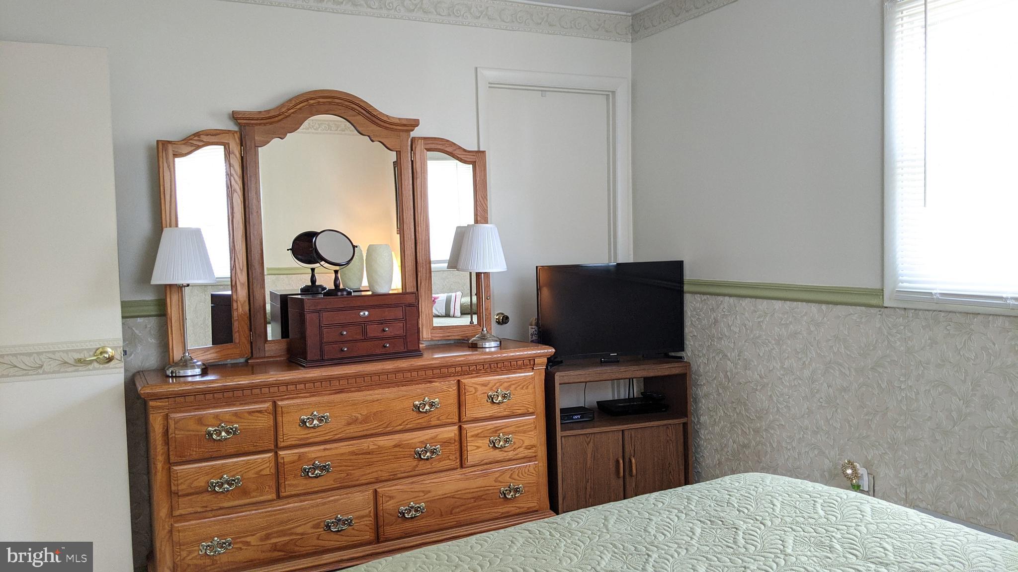 WELLINGTON - Residential