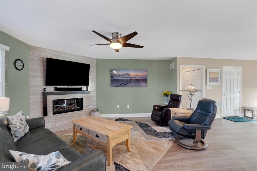 Photo of 657 Campbell Road, YORK, PA 17402 (MLS # PAYK2092916)