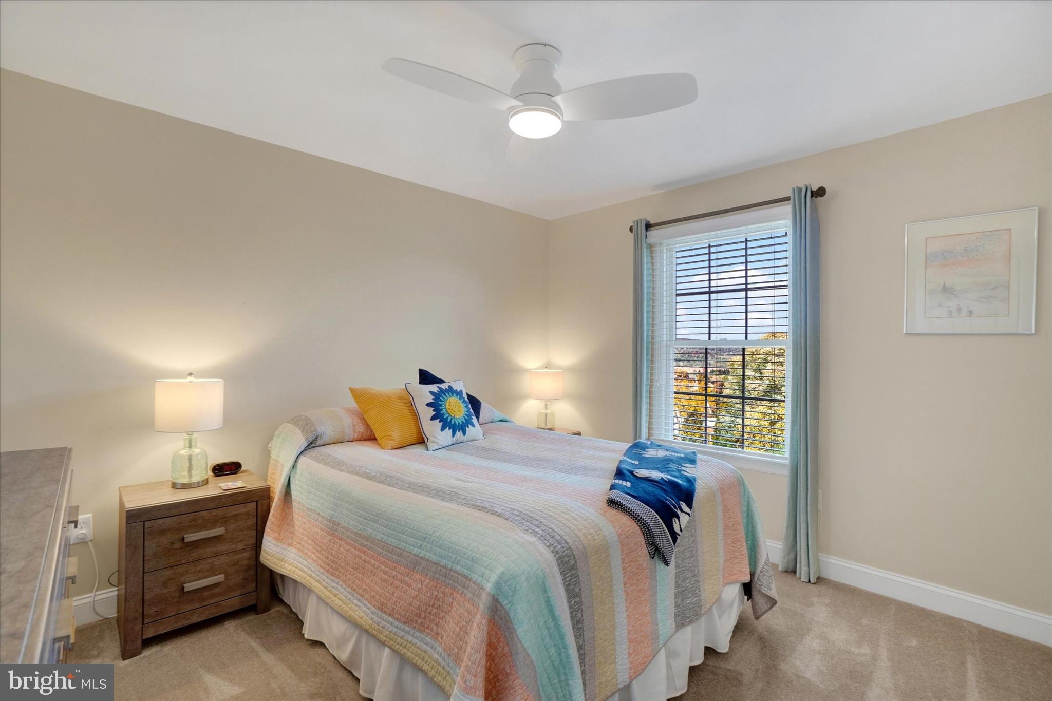 ORCHARD HILLS - Residential