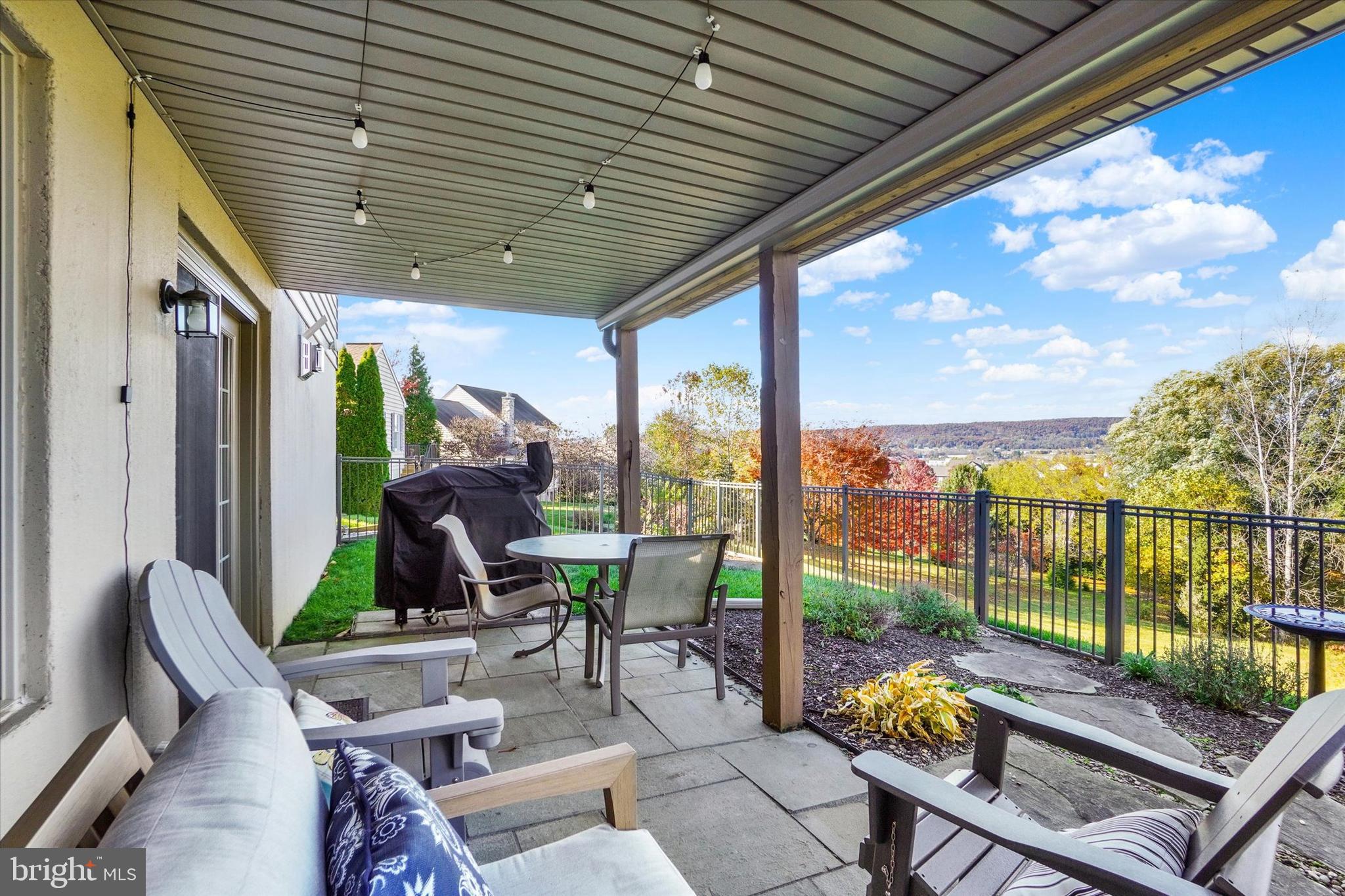 ORCHARD HILLS - Residential