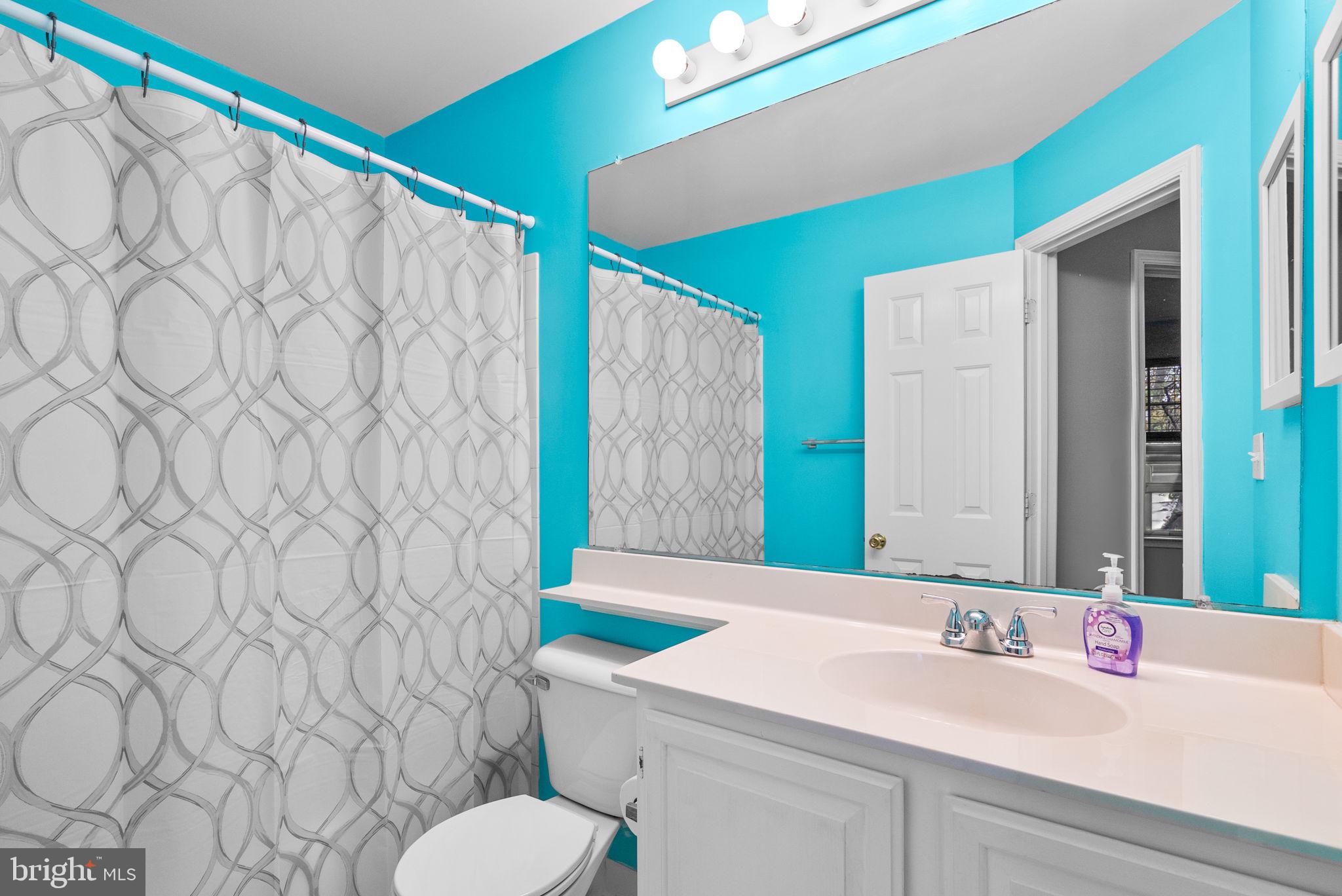 STONEY BEACH - Residential