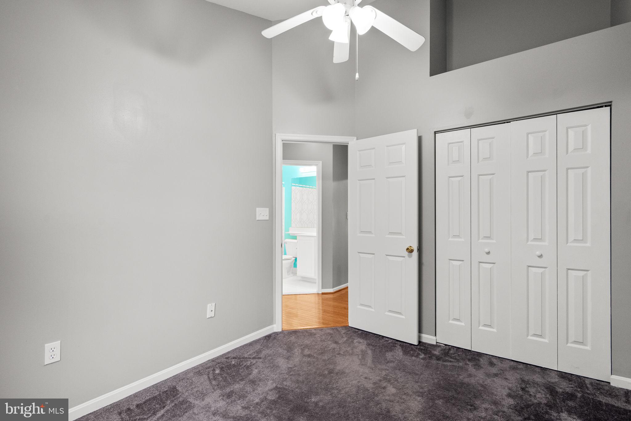 STONEY BEACH - Residential