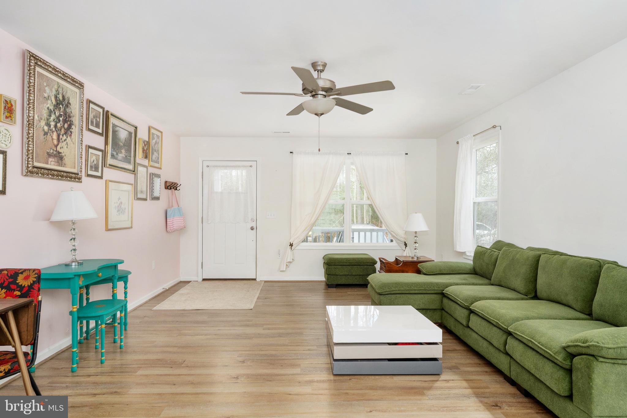 PLACID BAY EST SHOREWOOD - Residential