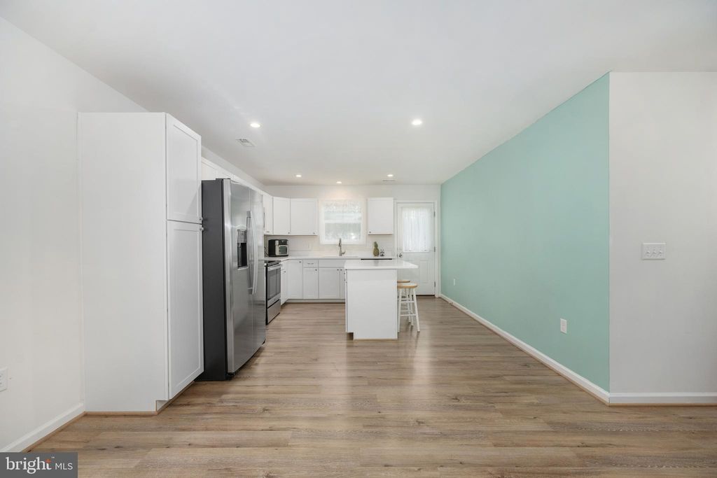 Photo of 218 Shorewood Drive, COLONIAL BEACH, VA 22443 (MLS # VAWE2010290)