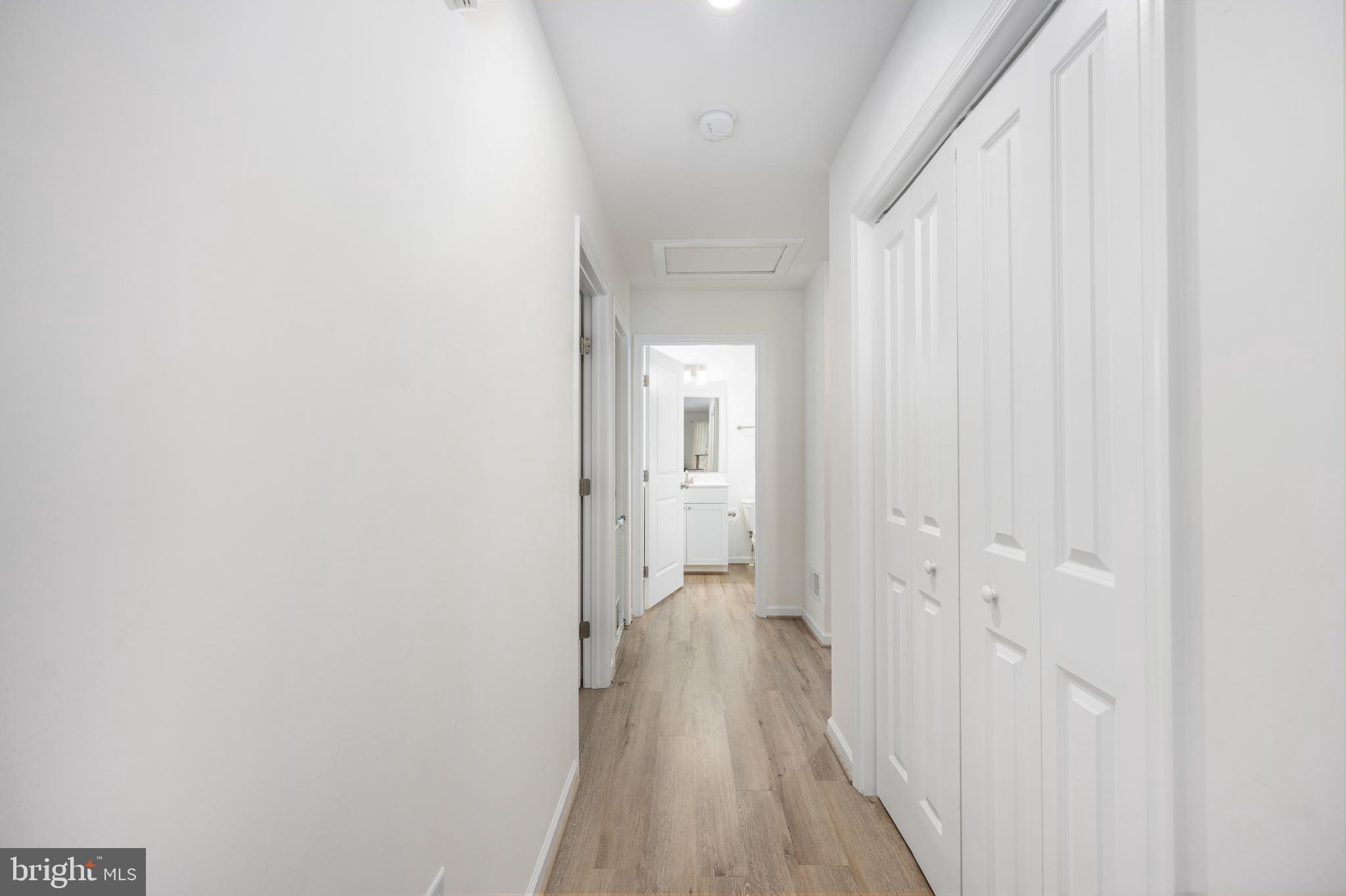 PLACID BAY EST SHOREWOOD - Residential