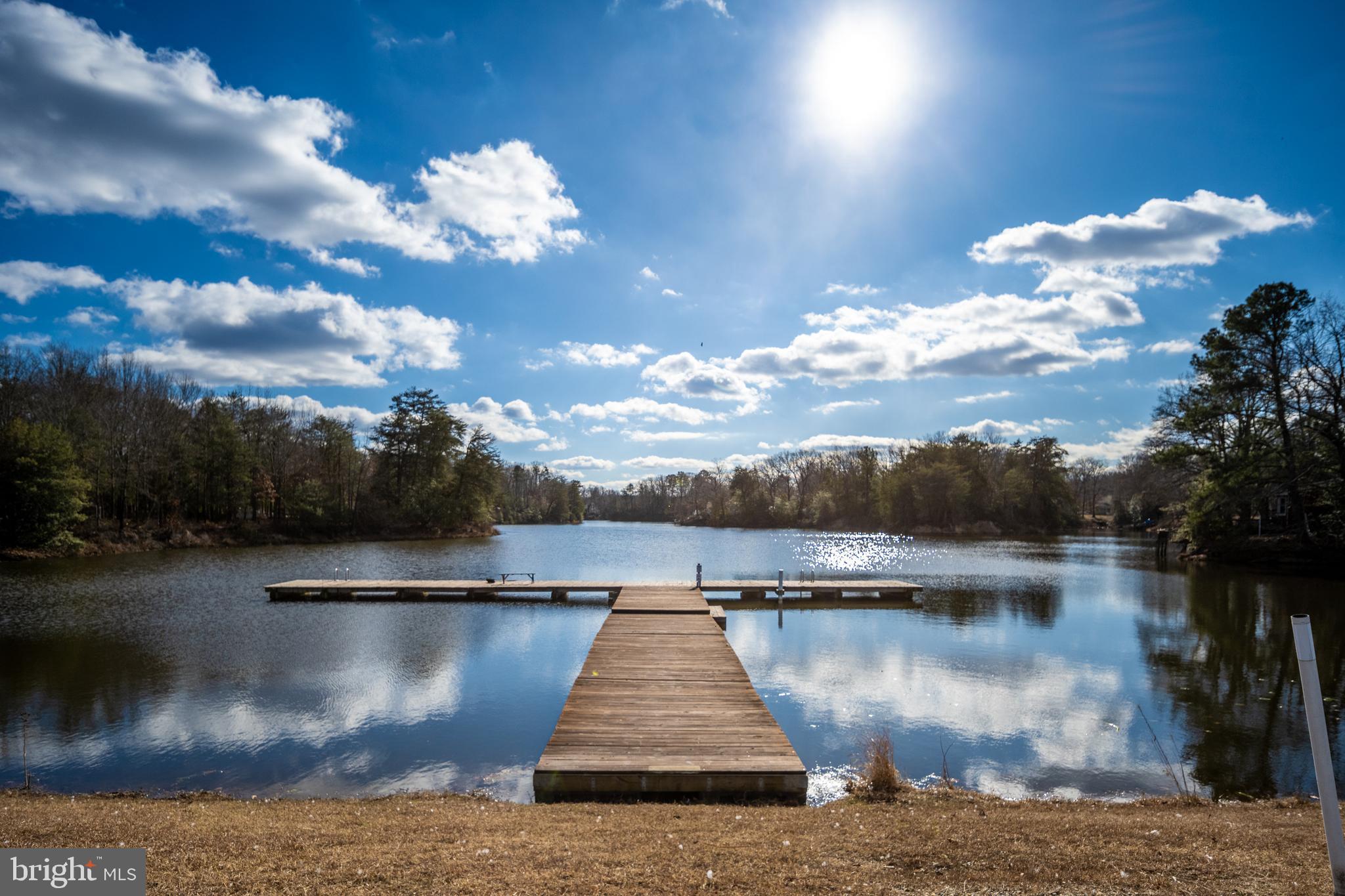 PLACID BAY EST SHOREWOOD - Residential