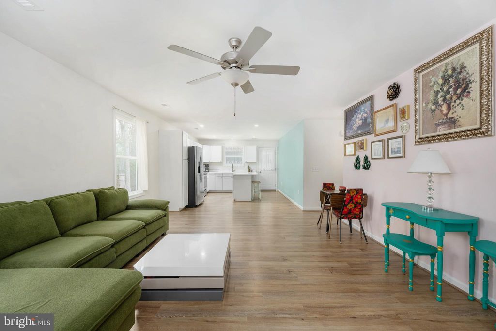 Photo of 218 Shorewood Drive, COLONIAL BEACH, VA 22443 (MLS # VAWE2010290)