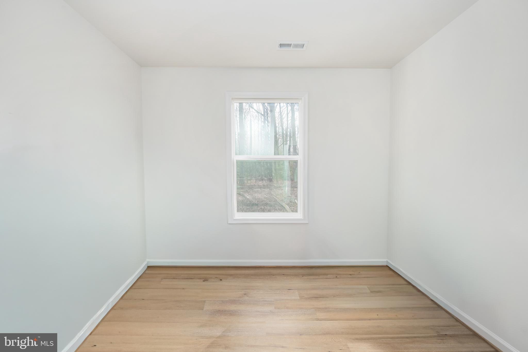 PLACID BAY EST SHOREWOOD - Residential